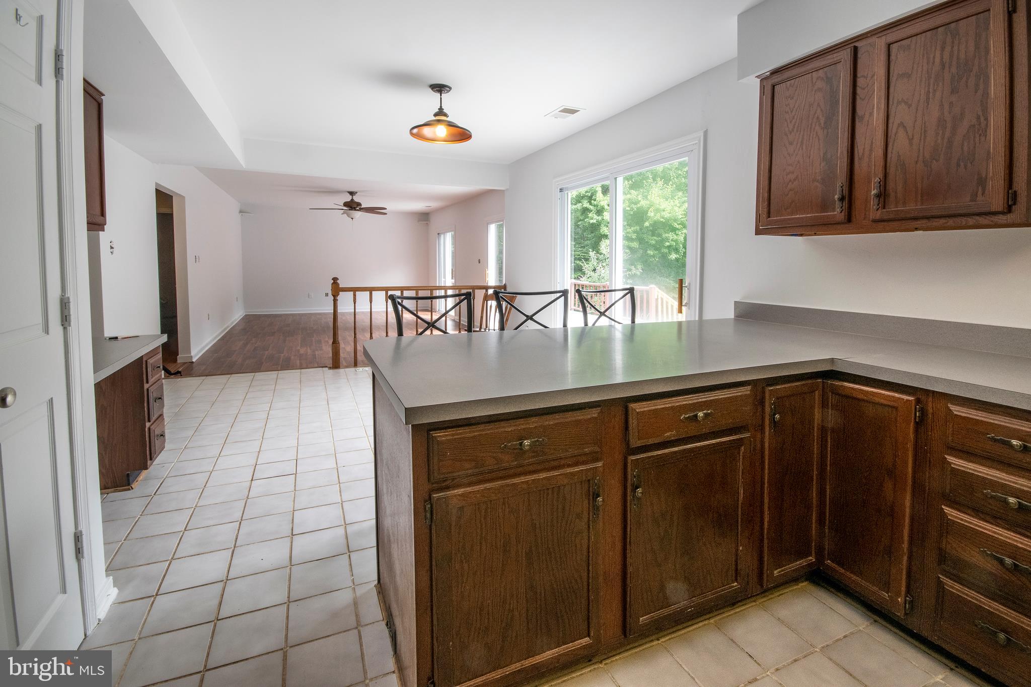 VESTAVIA WOODS - Residential