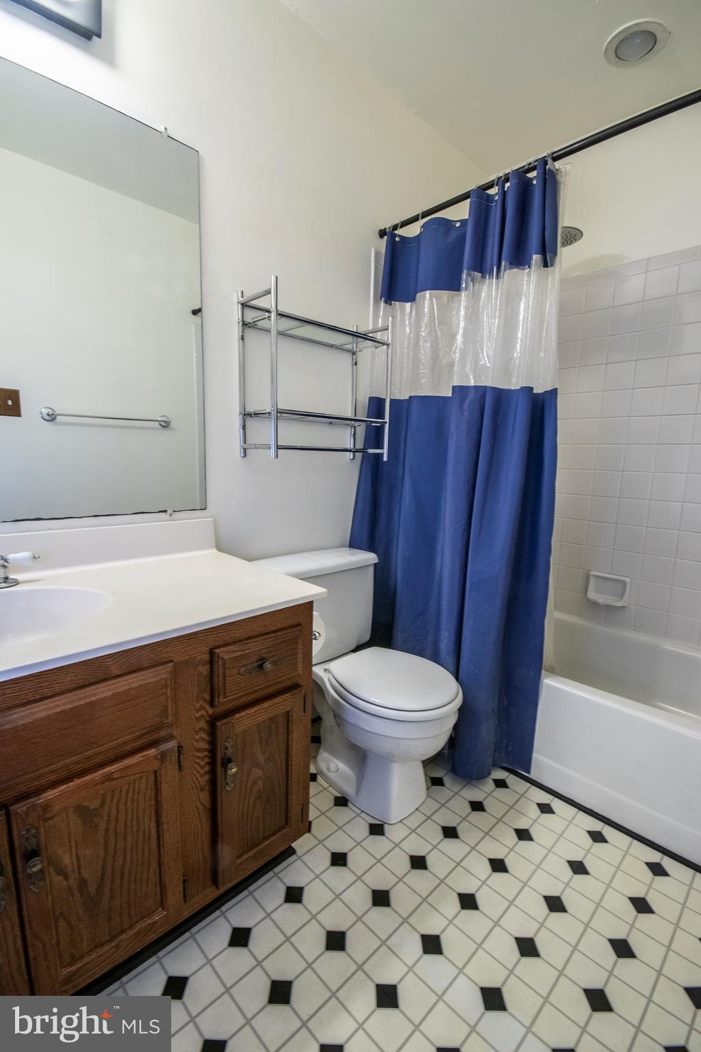 VESTAVIA WOODS - Residential