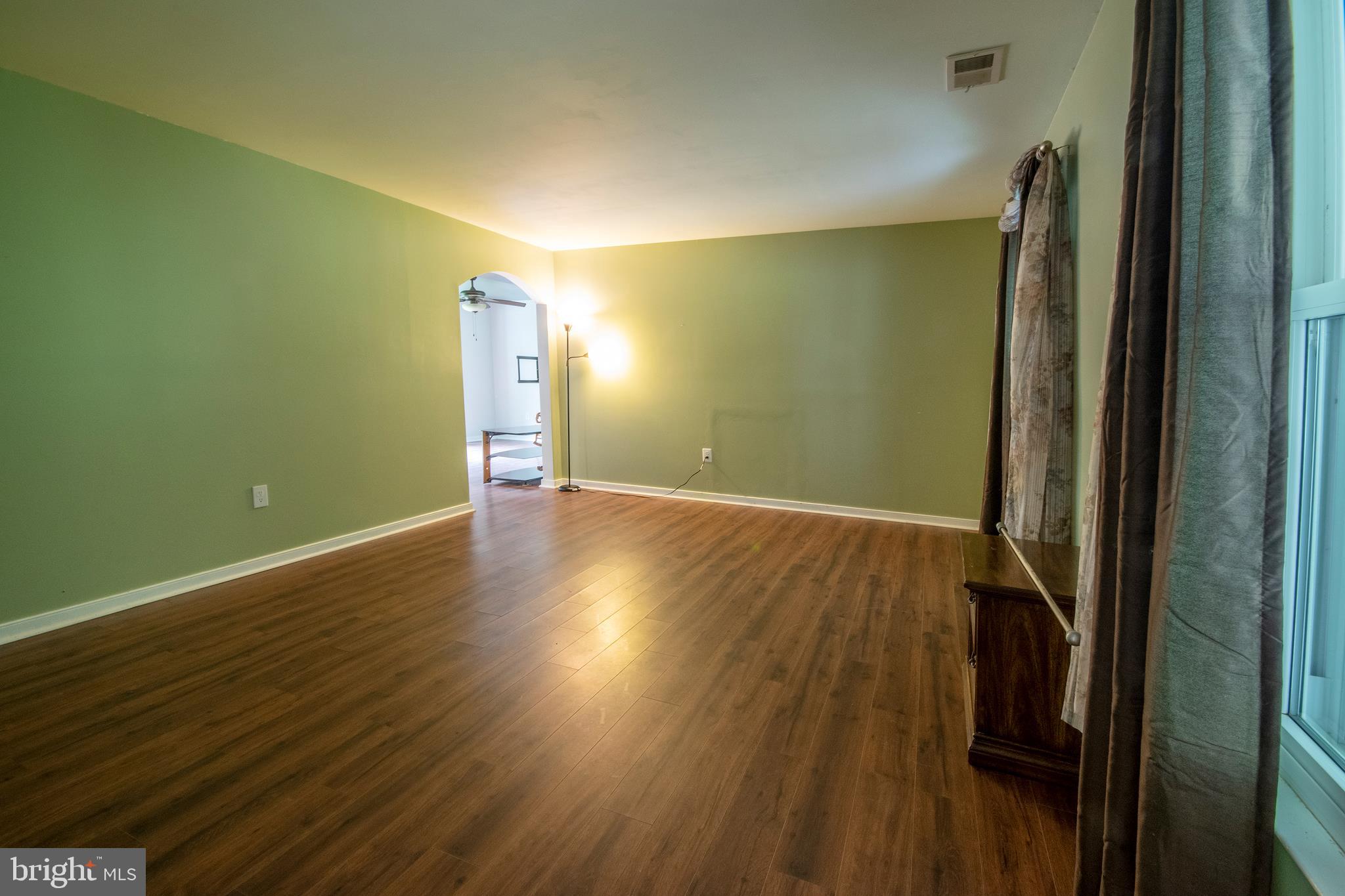 VESTAVIA WOODS - Residential