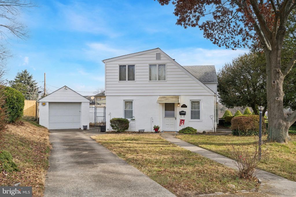 Photo of 8613 Lykens Lane, PHILADELPHIA, PA 19128 (MLS # PAPH2565032)