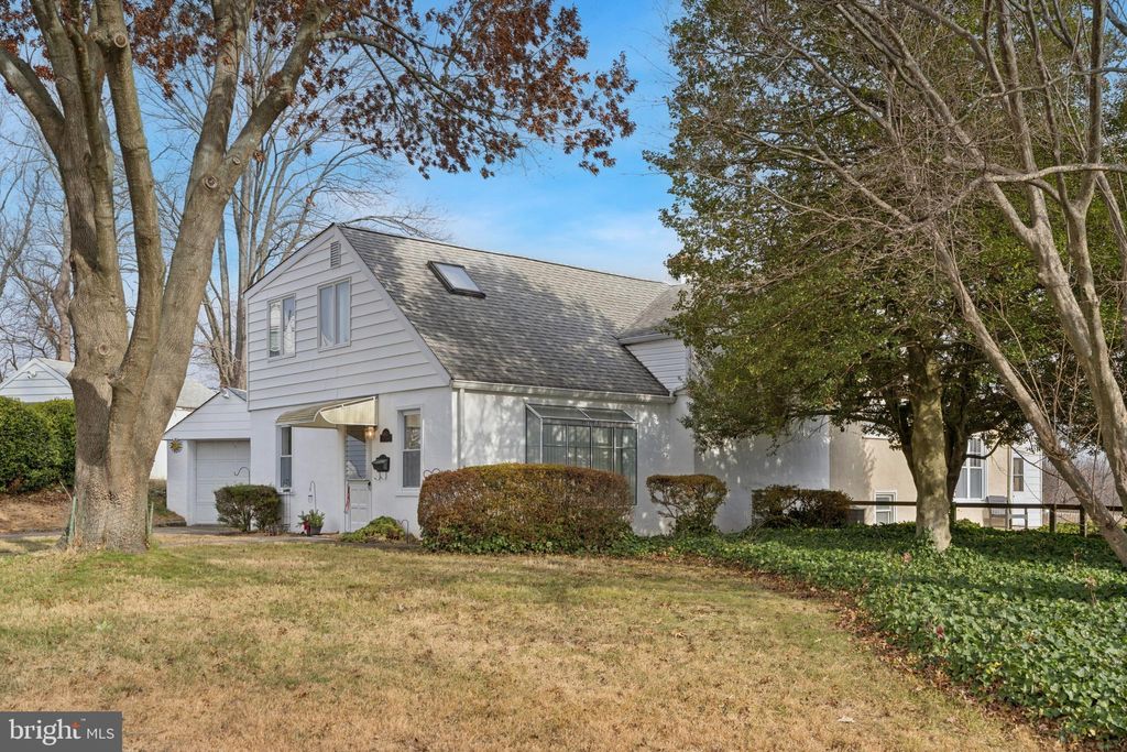 Photo of 8613 Lykens Lane, PHILADELPHIA, PA 19128 (MLS # PAPH2565032)