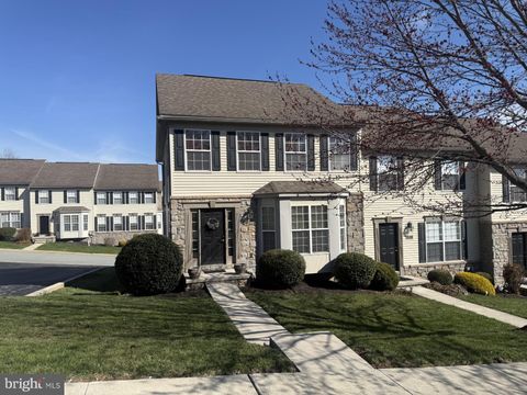 2764 SEABISCUIT YORK PA 17402