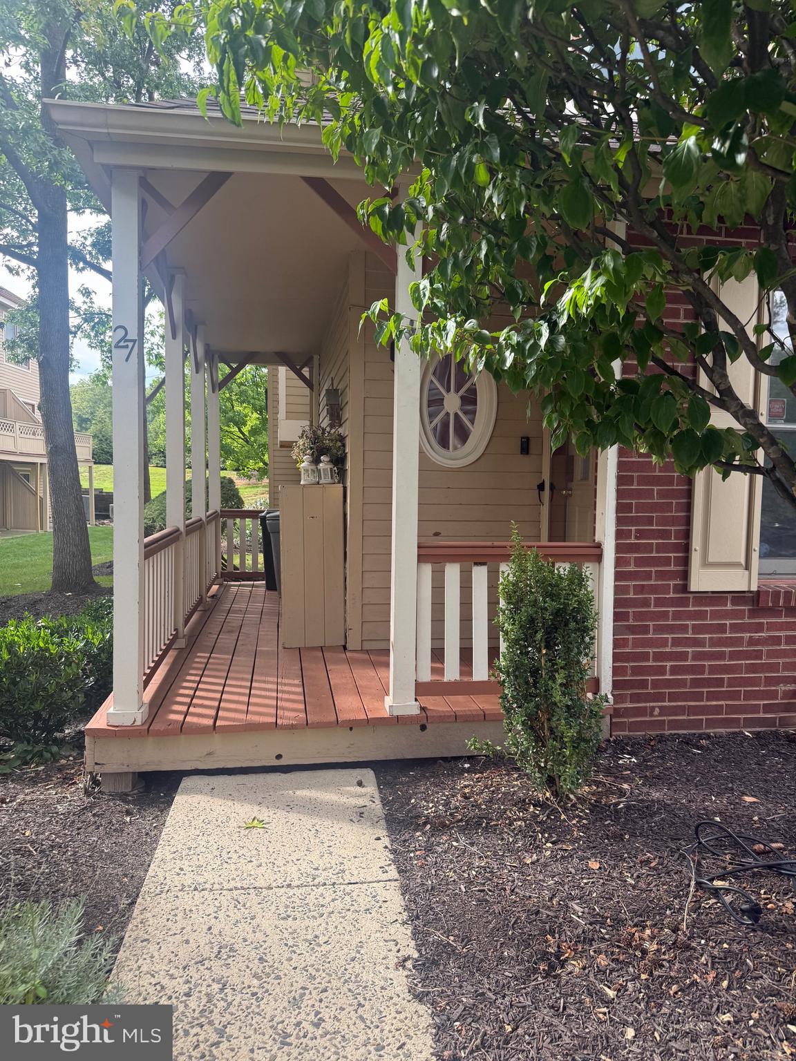 27 MAIN STREET