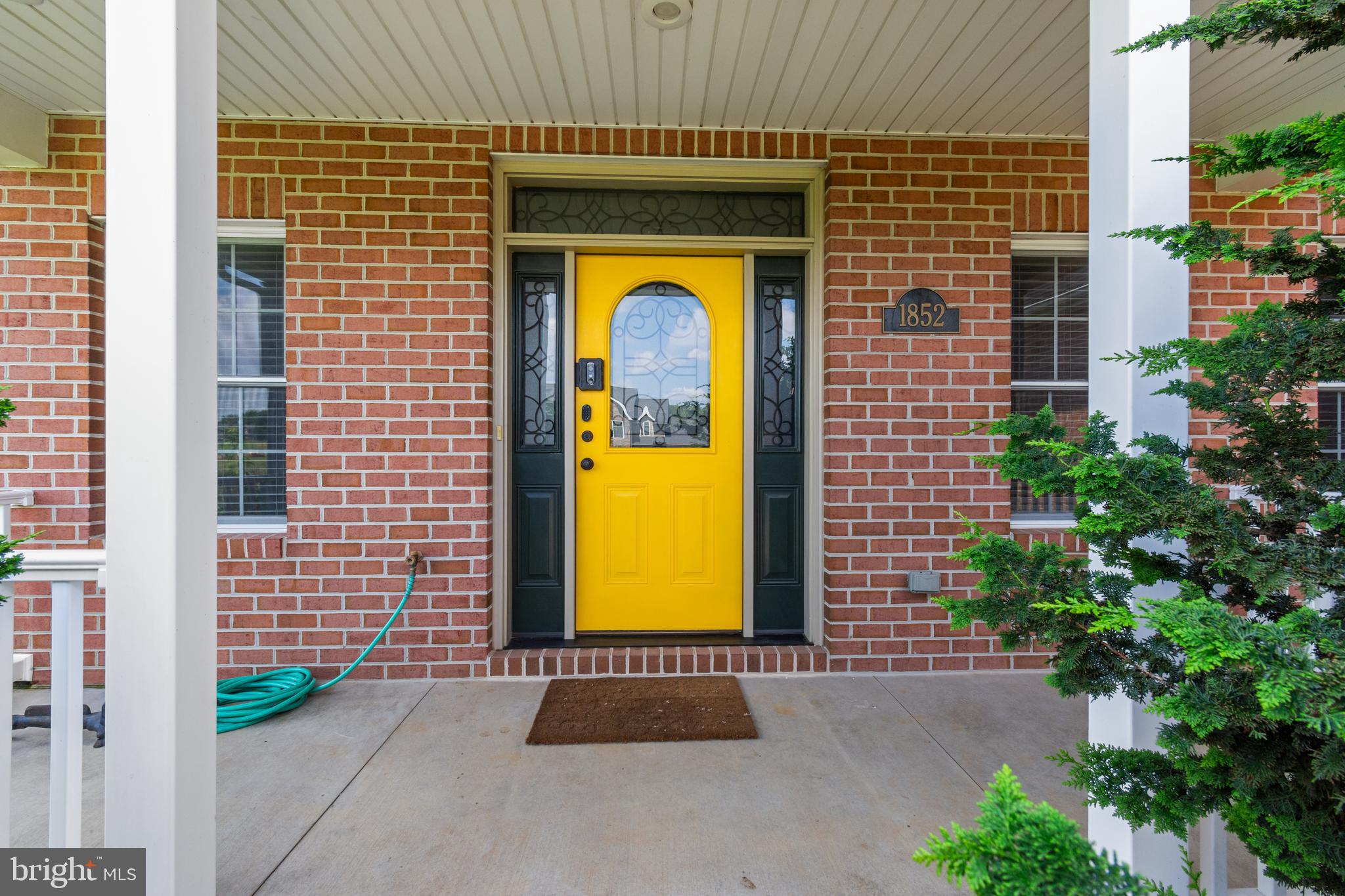 1852 CARRERA DRIVE
