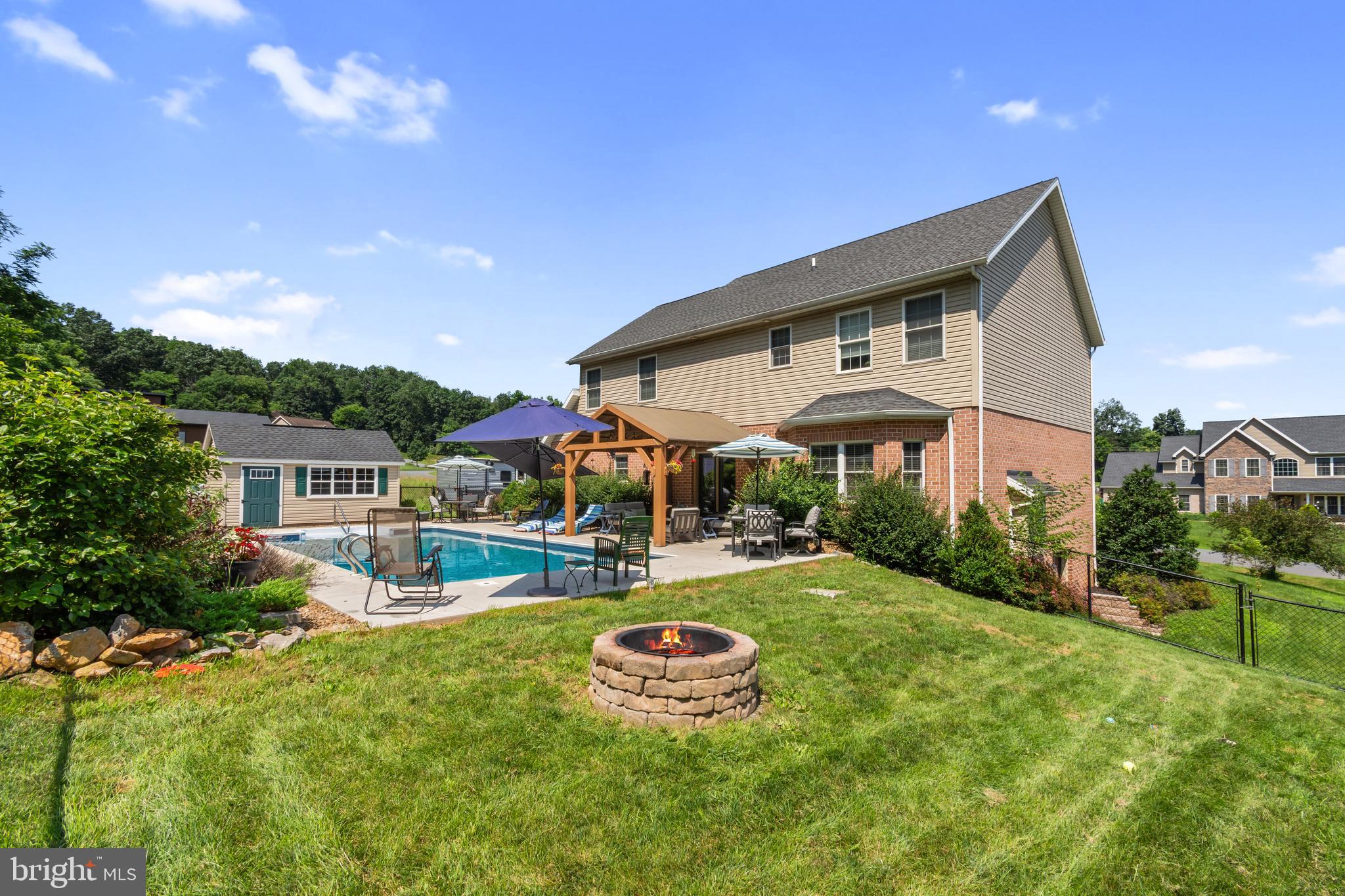 FALLING SPRING ESTATES - Residential