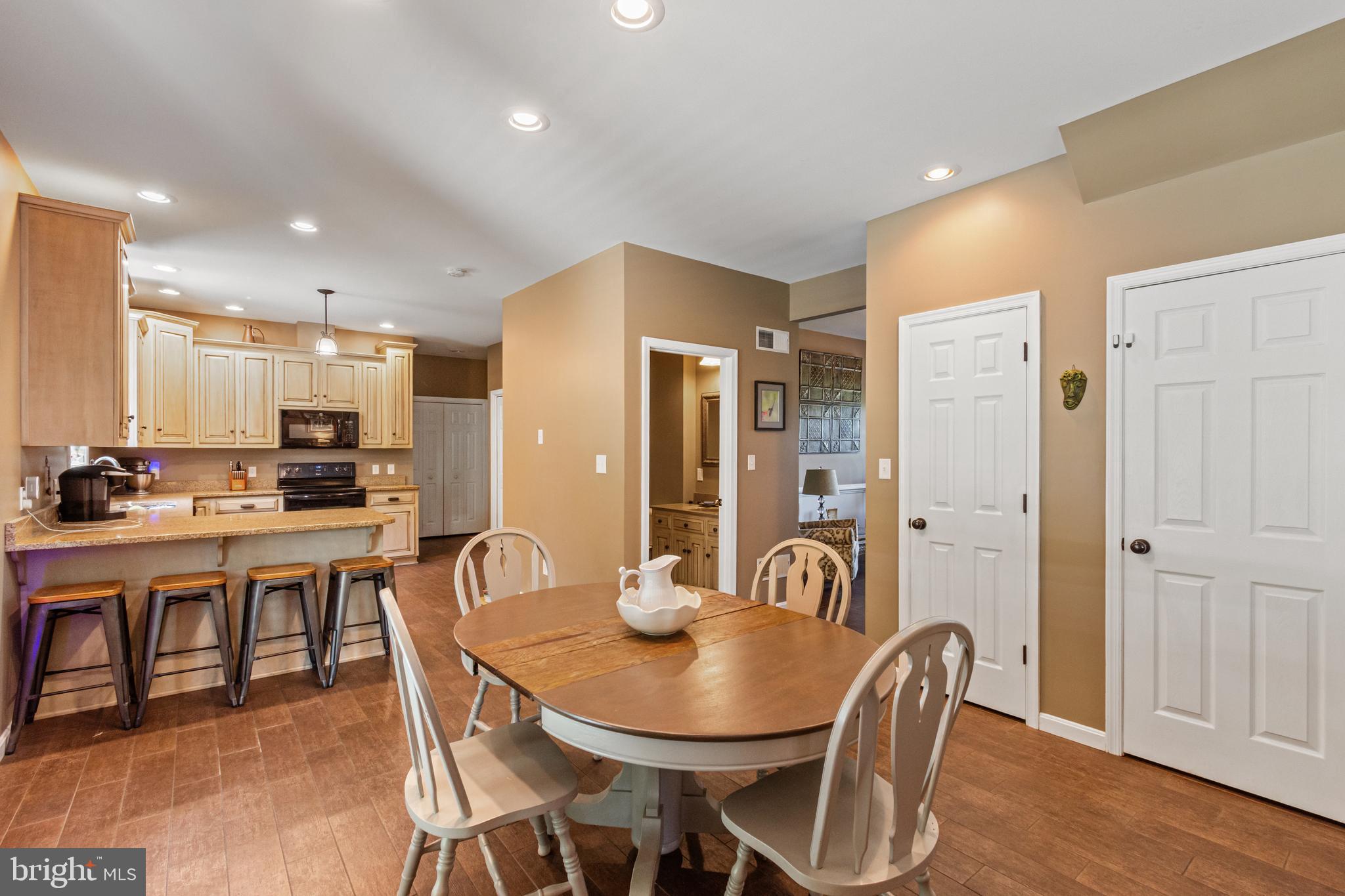 FALLING SPRING ESTATES - Residential