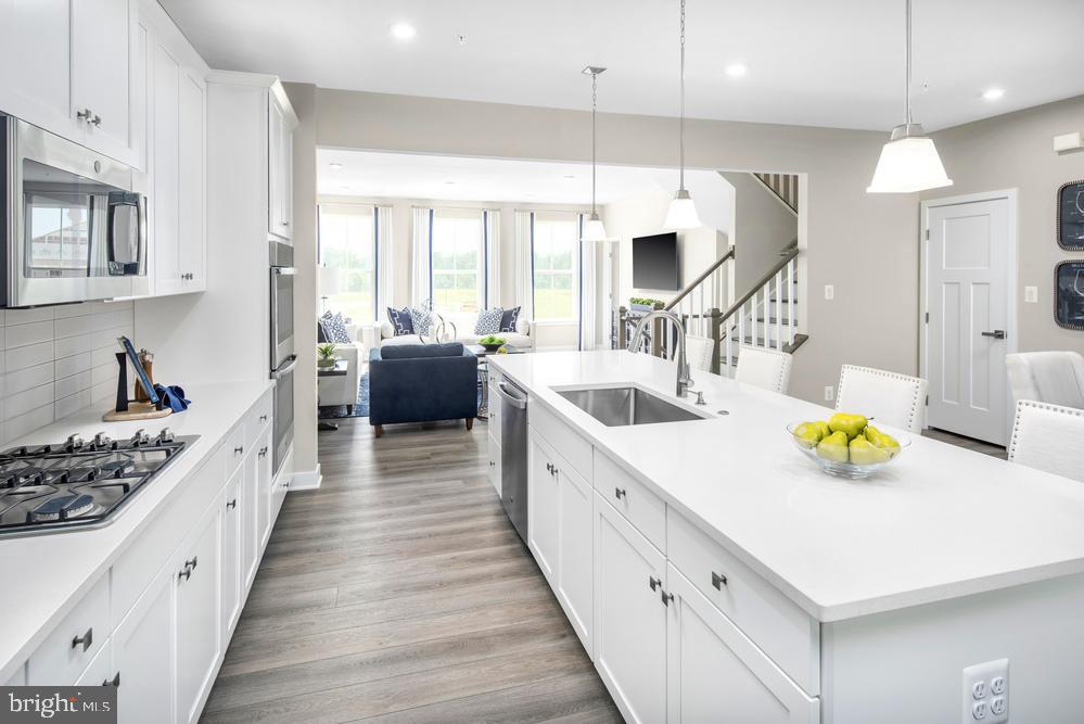 GREENLEIGH AT CROSSROADS - Residential