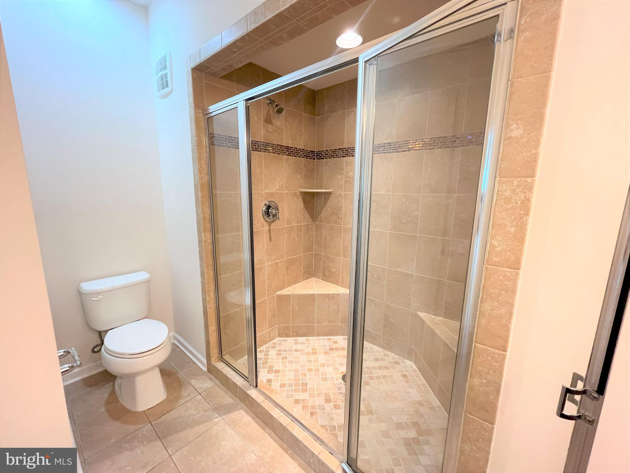 MORLEY CORNER - Residential Lease