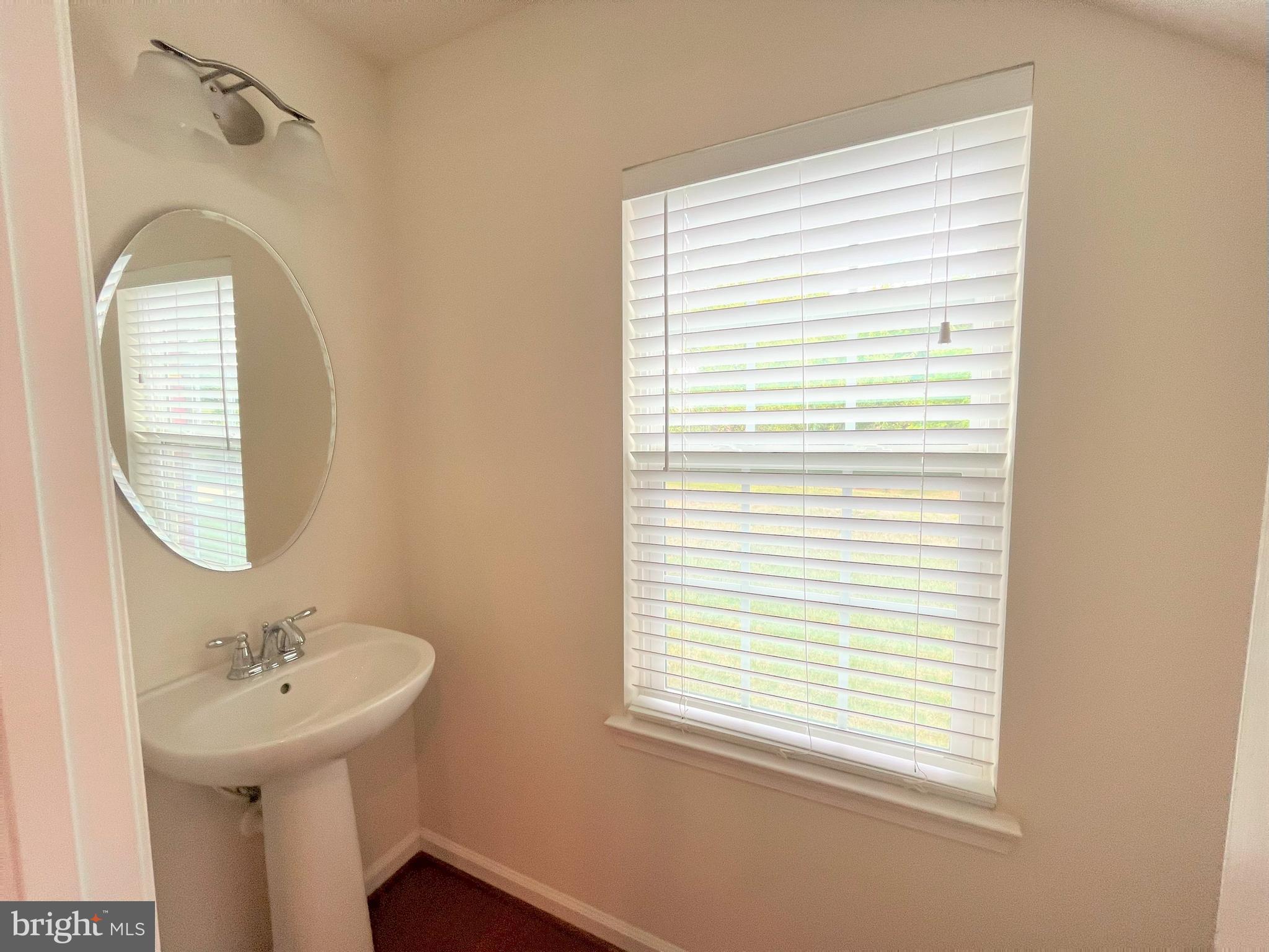 MORLEY CORNER - Residential Lease