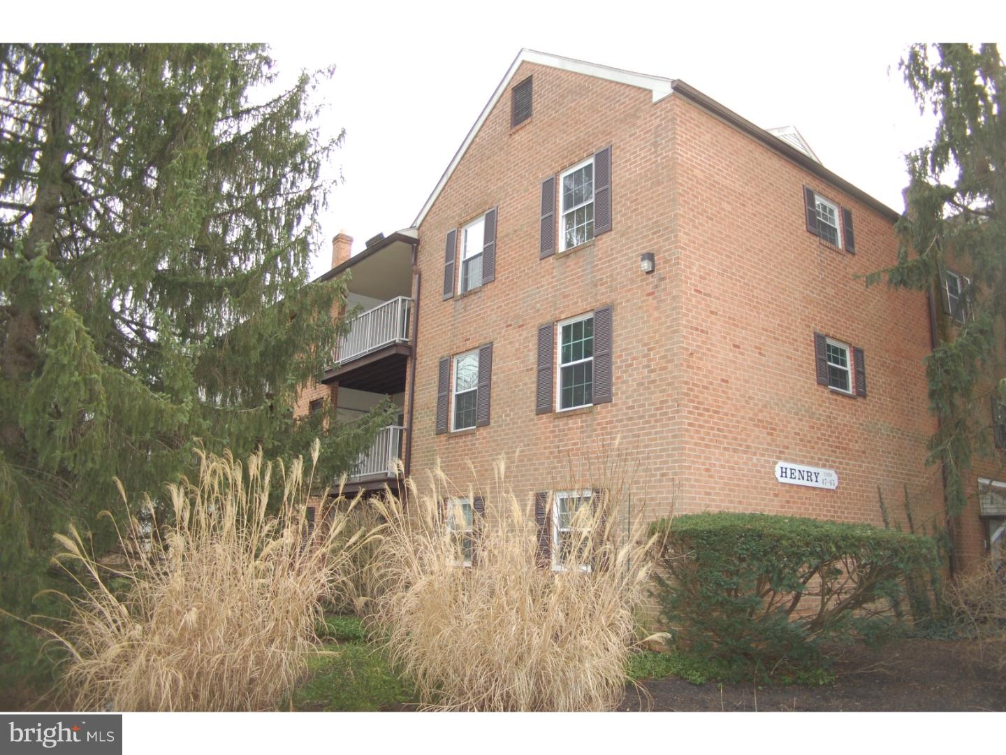 GLENHARDIE - Residential Lease