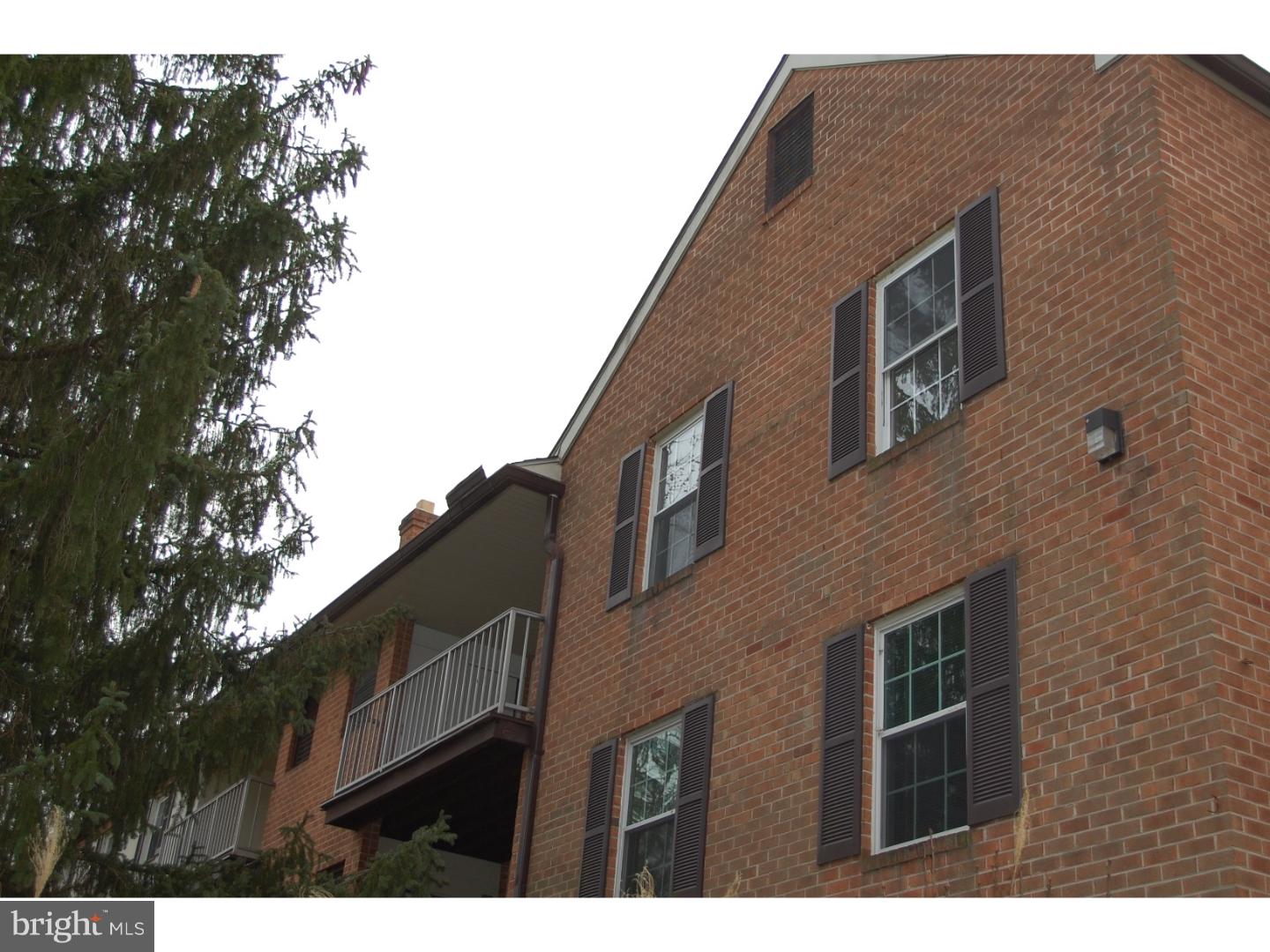 GLENHARDIE - Residential Lease