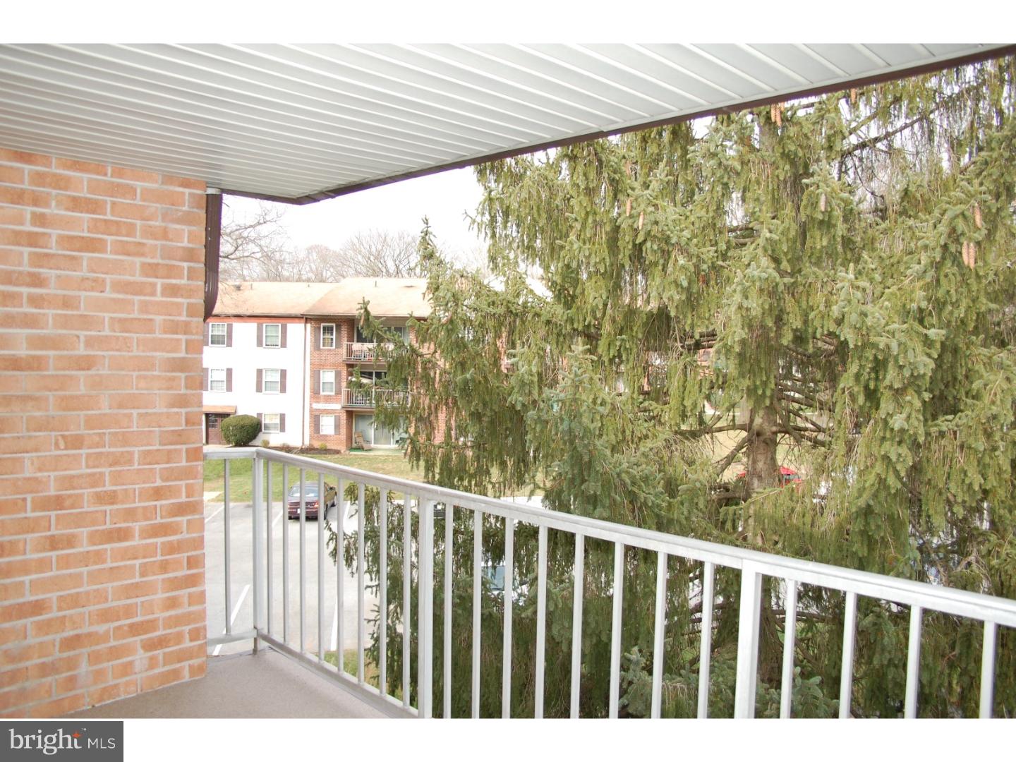 GLENHARDIE - Residential Lease