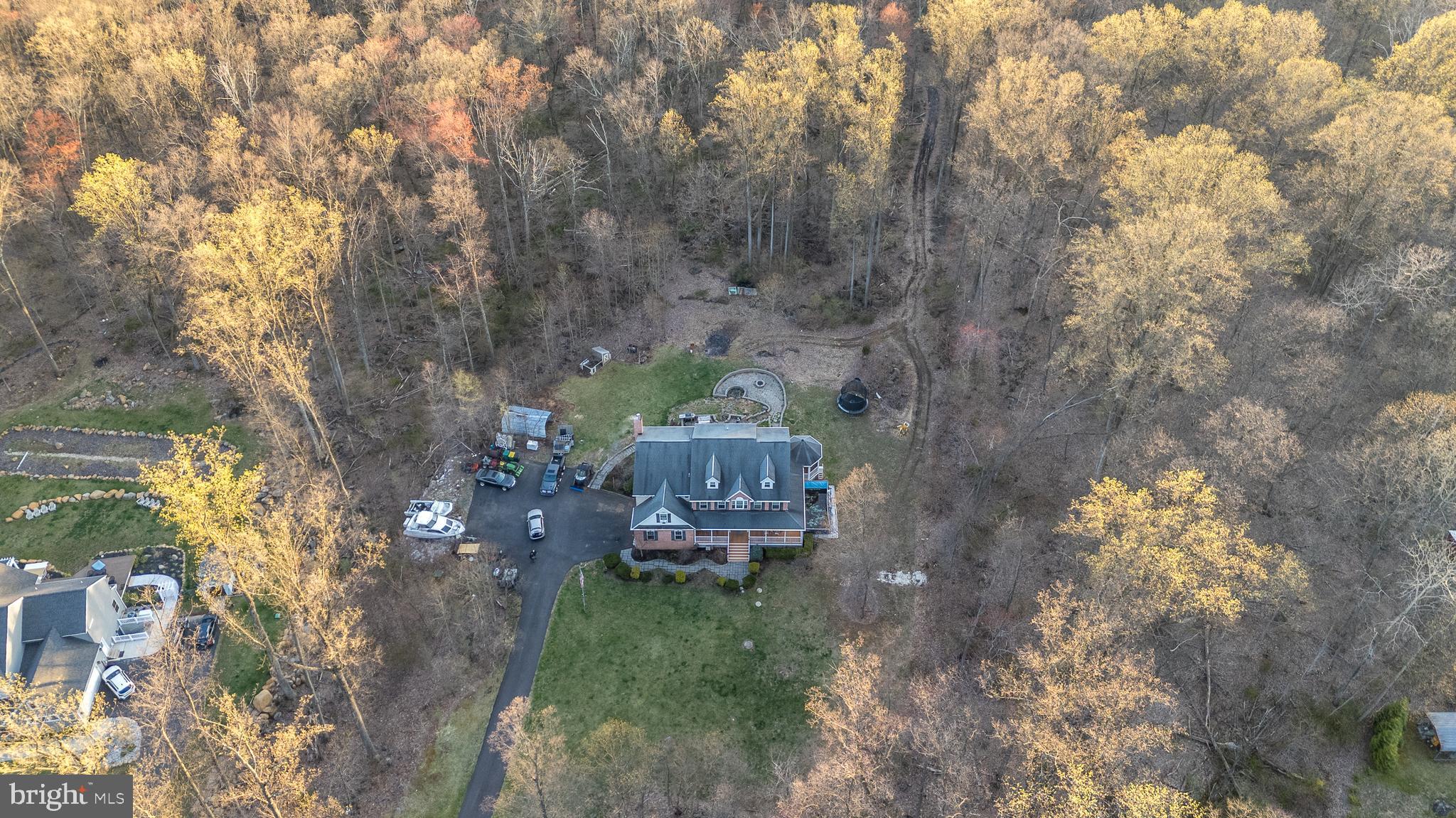 3421 WINDING ROAD