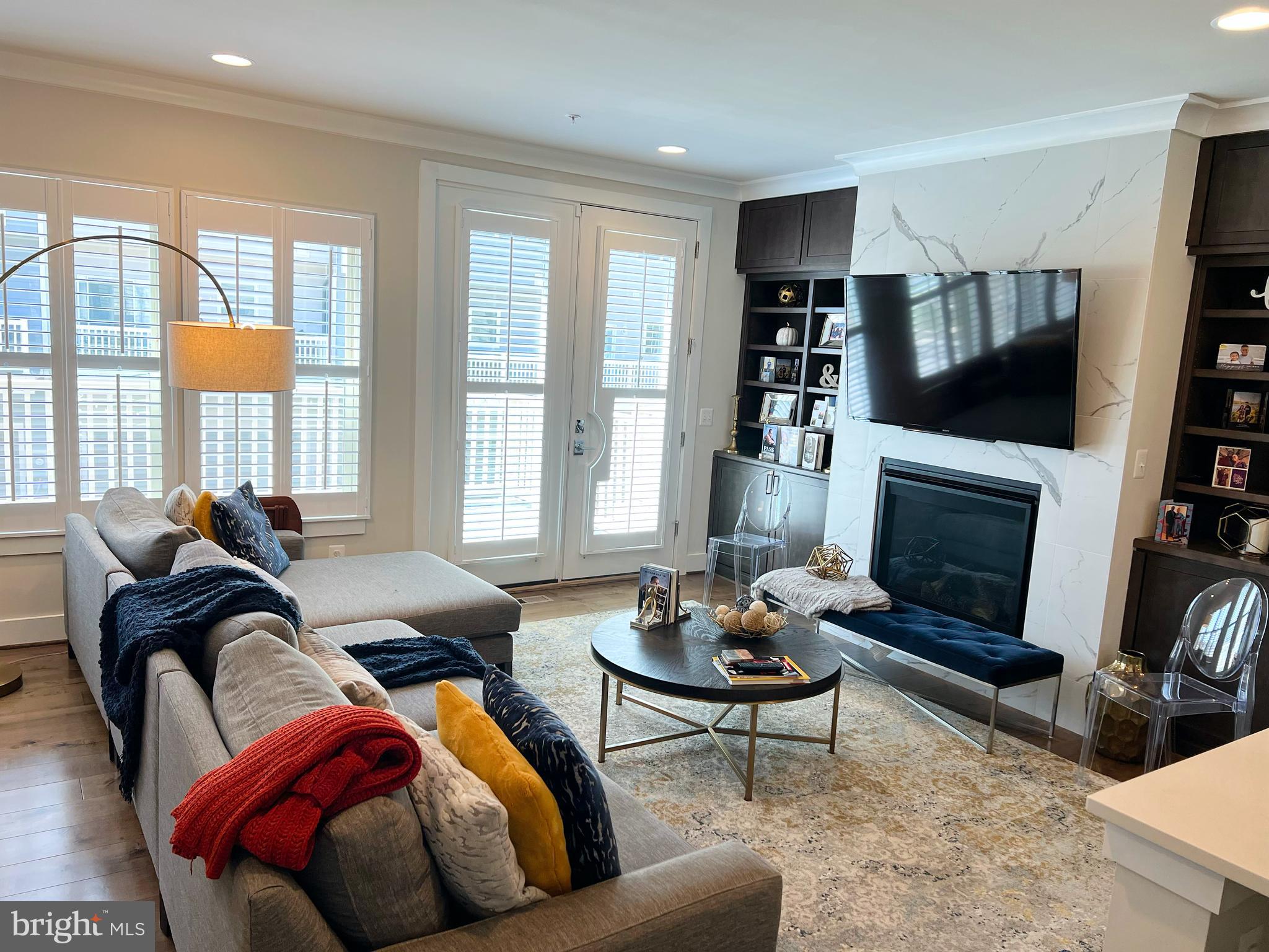 CROWN FARM - Residential