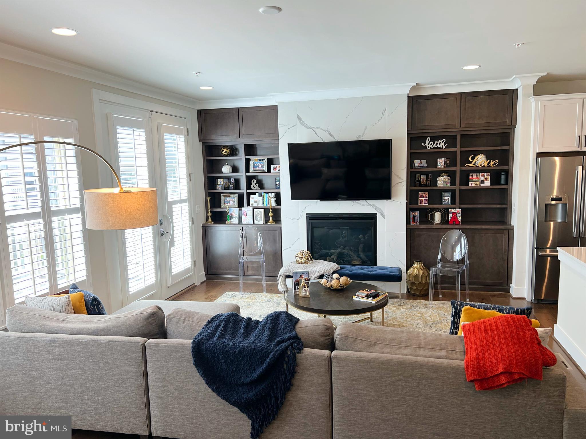 CROWN FARM - Residential