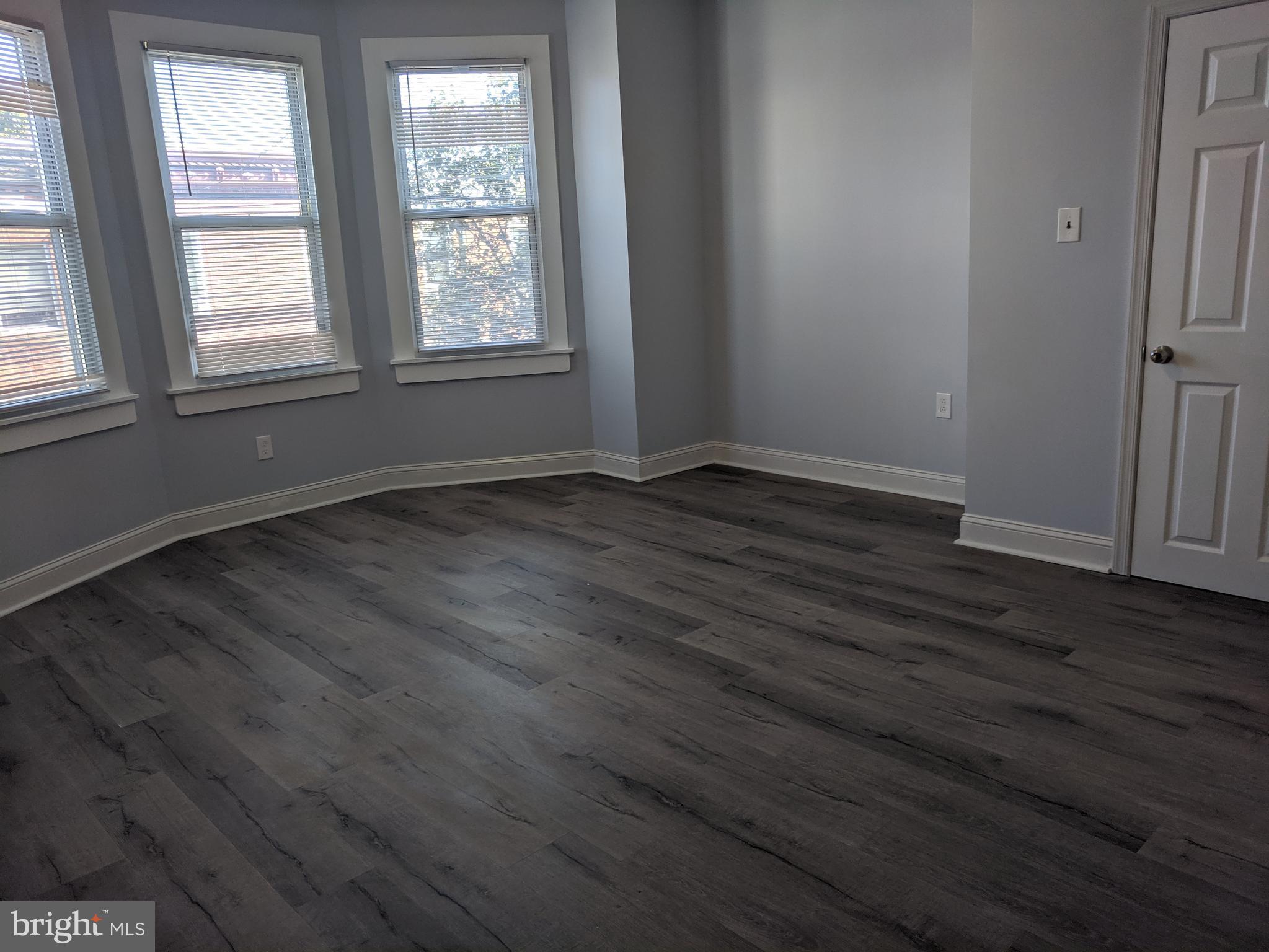 DICKINSON NARROWS - Residential Lease