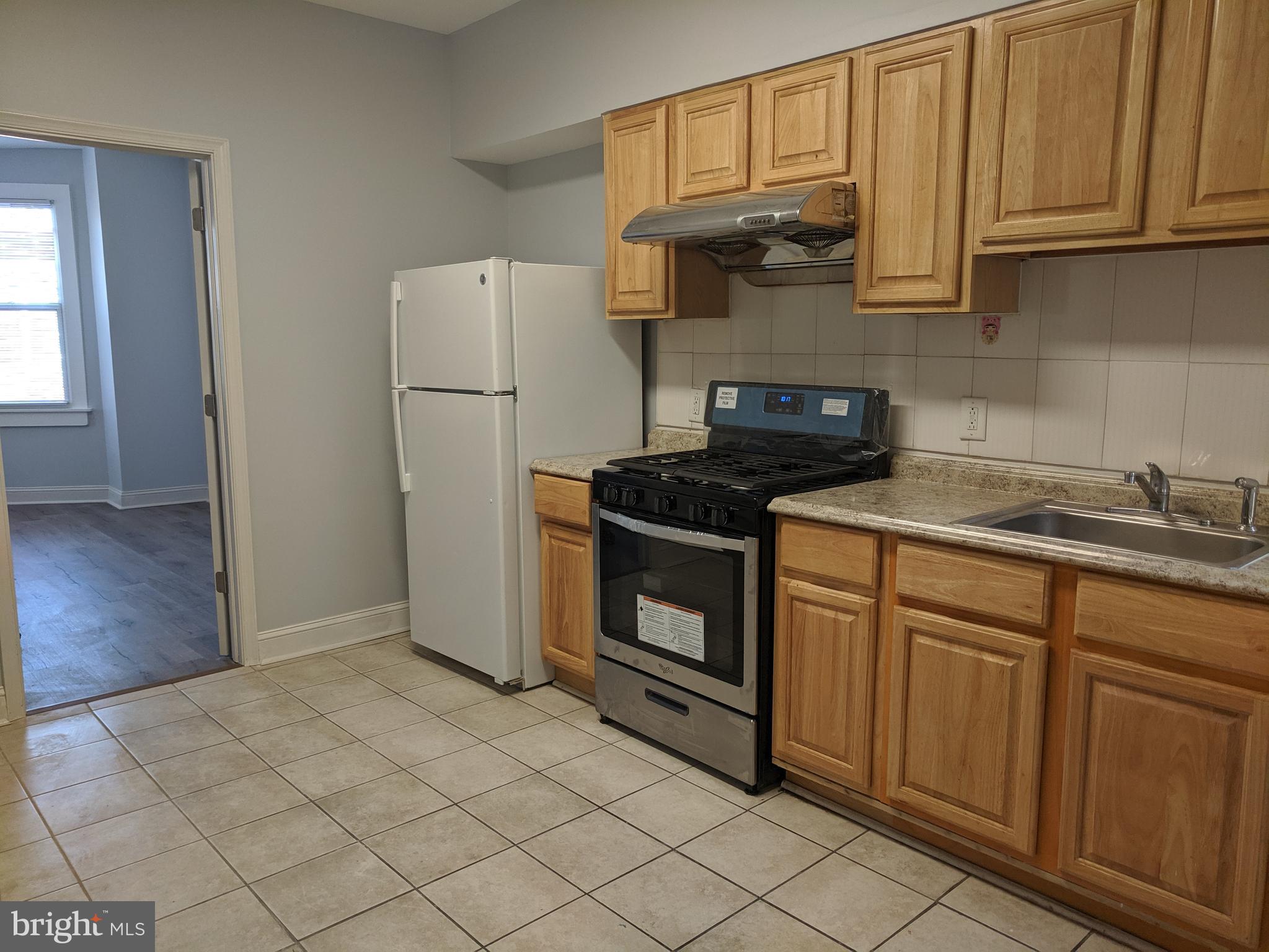 DICKINSON NARROWS - Residential Lease