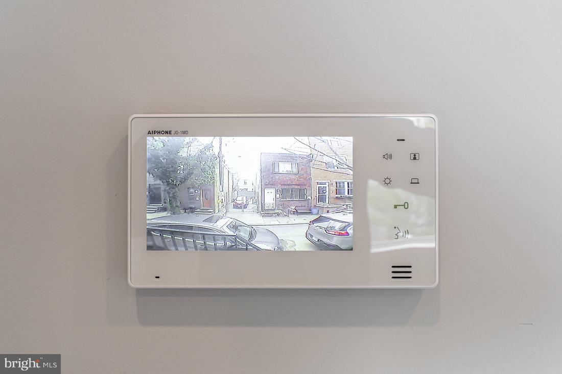 GRADUATE HOSPITAL - Residential Lease