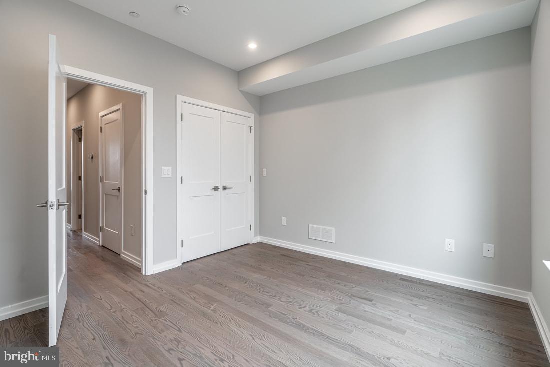 GRADUATE HOSPITAL - Residential Lease