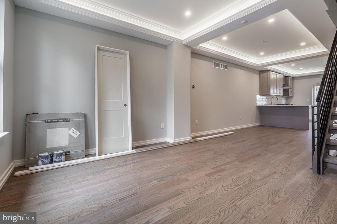 GRADUATE HOSPITAL - Residential Lease