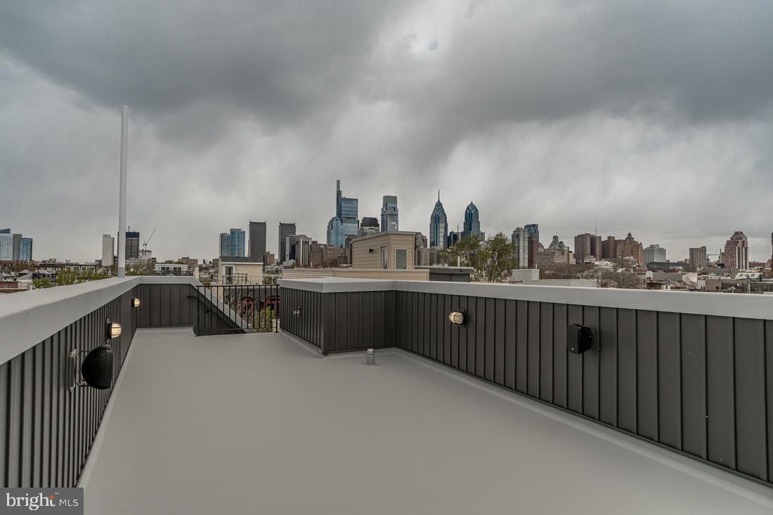 GRADUATE HOSPITAL - Residential Lease