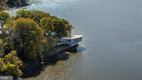 22153 1st Point Road, Chestertown, MD MLS: MDKE2004460