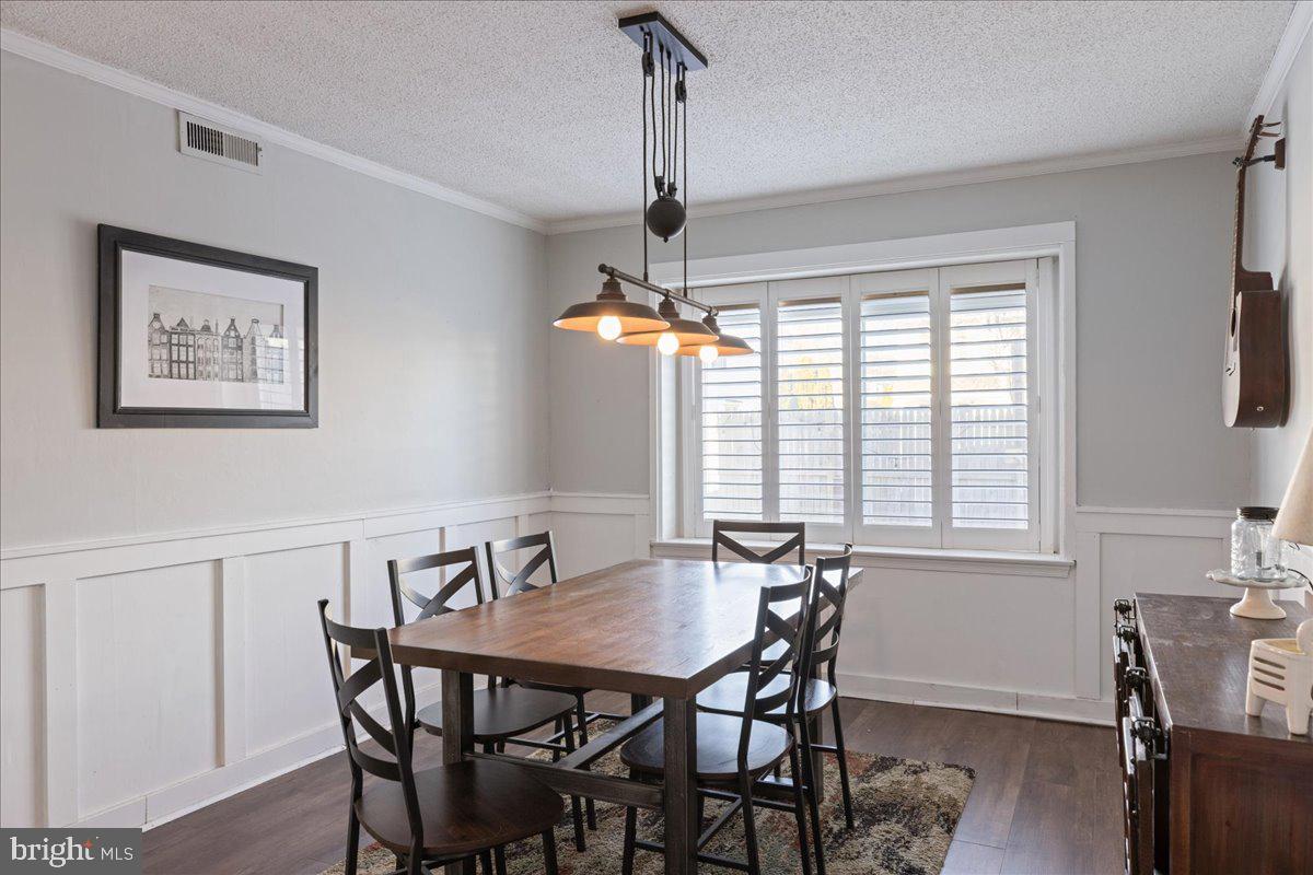 FAIR HILLS - Residential