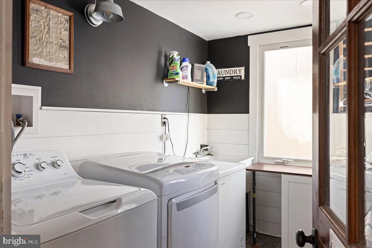 FAIR HILLS - Residential