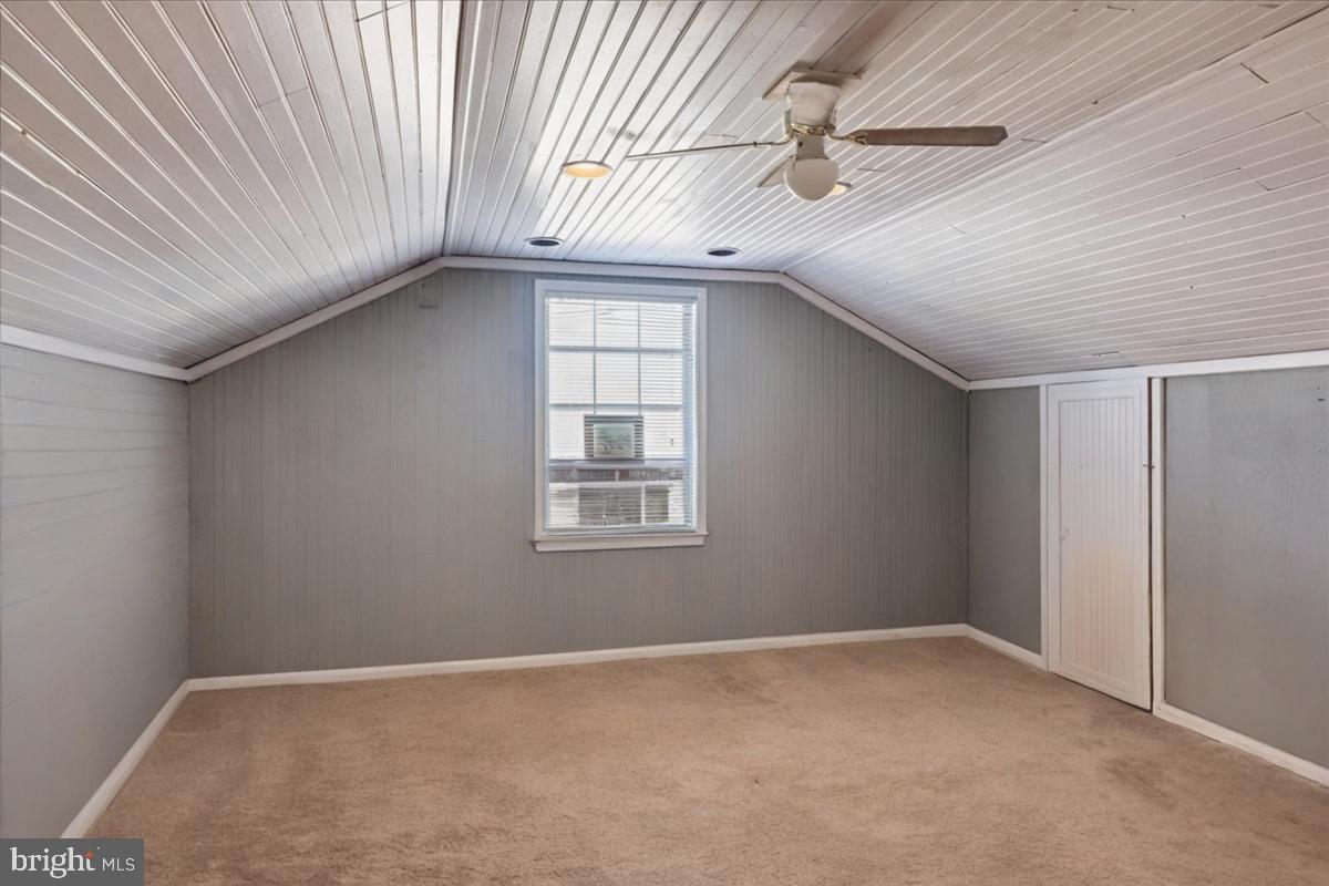 FAIR HILLS - Residential