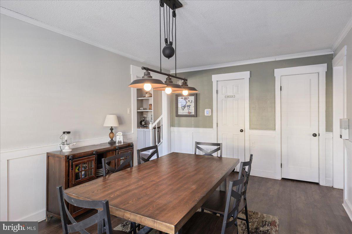 FAIR HILLS - Residential