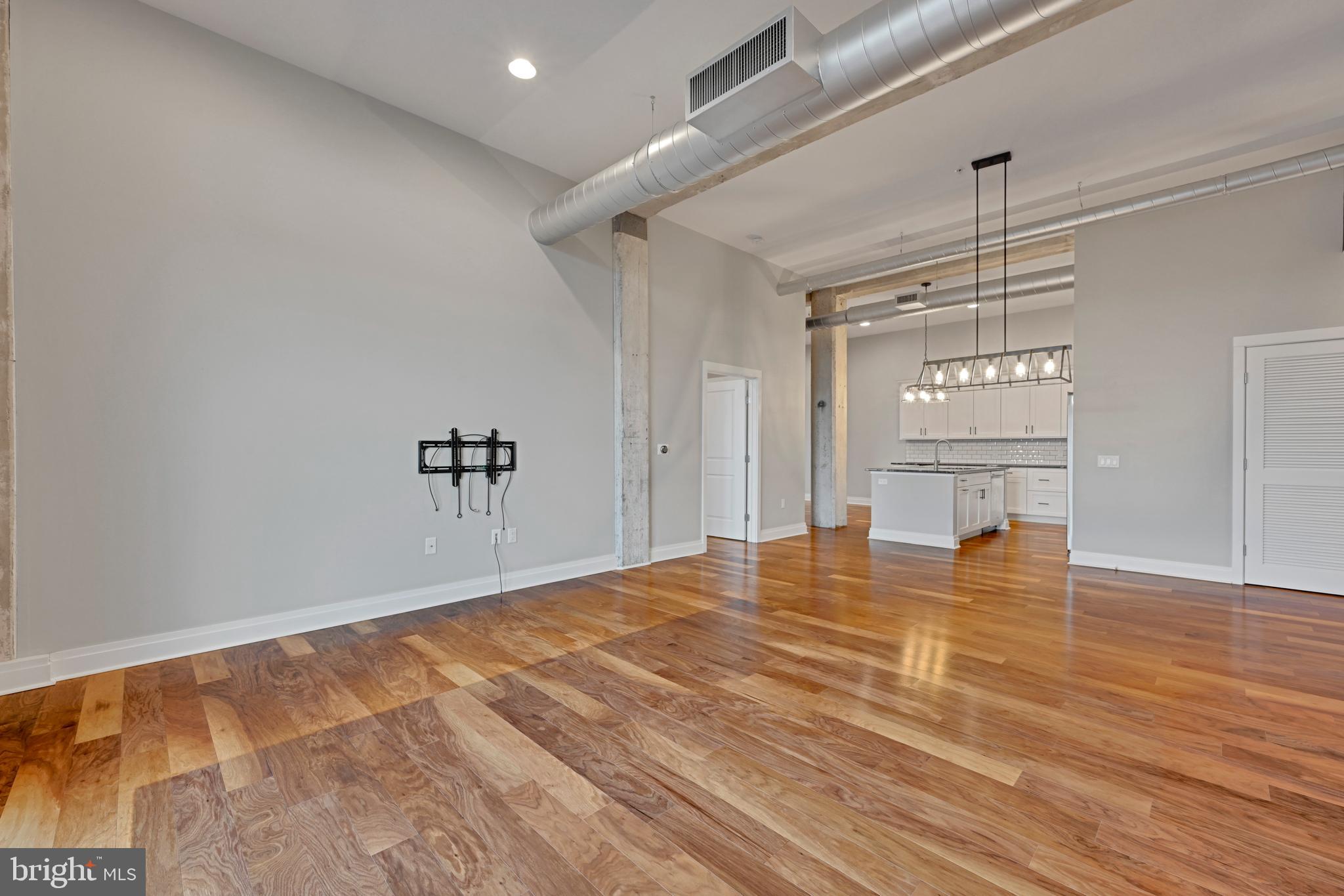 LANCASTER - Residential Lease