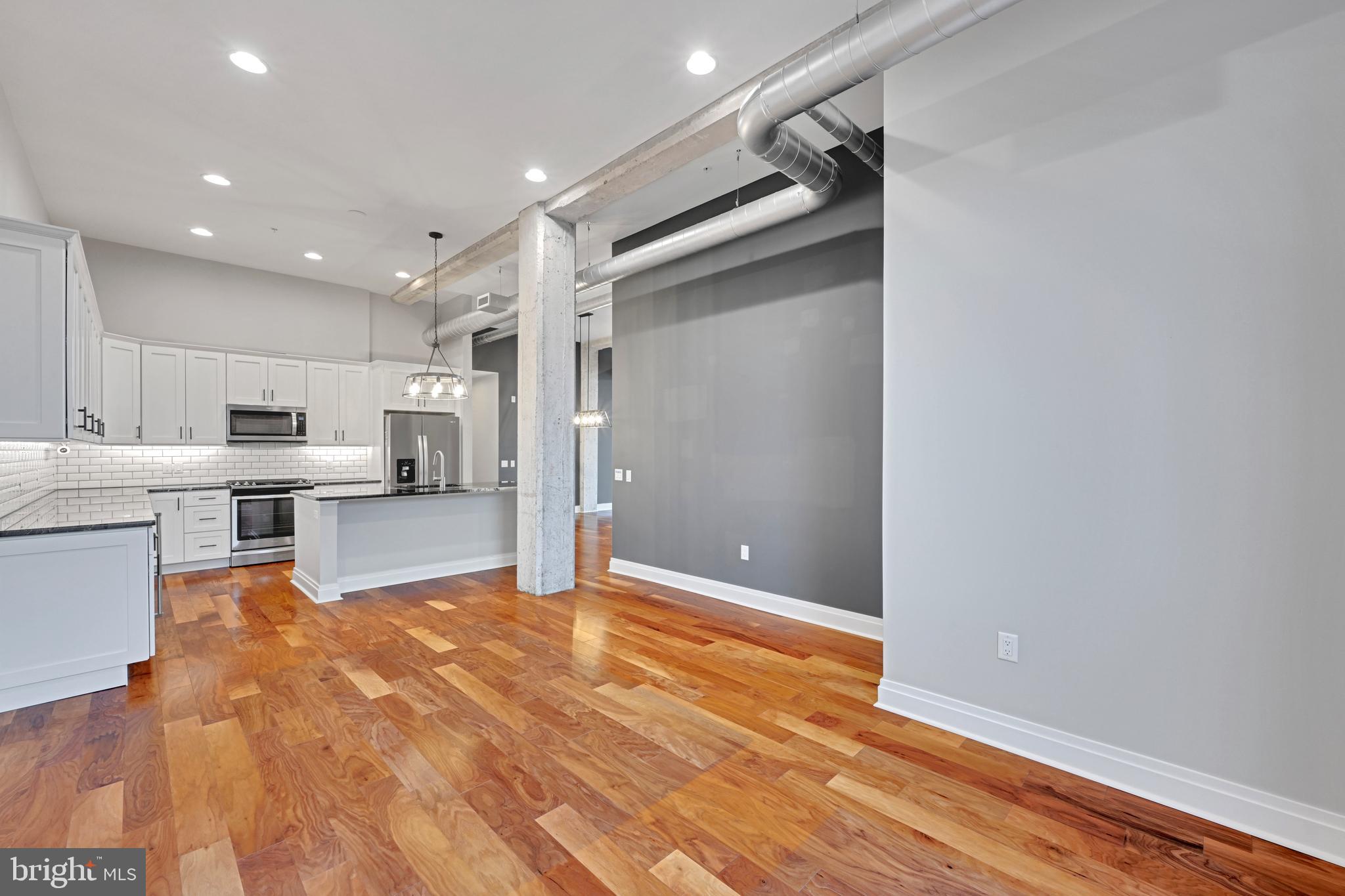 LANCASTER - Residential Lease