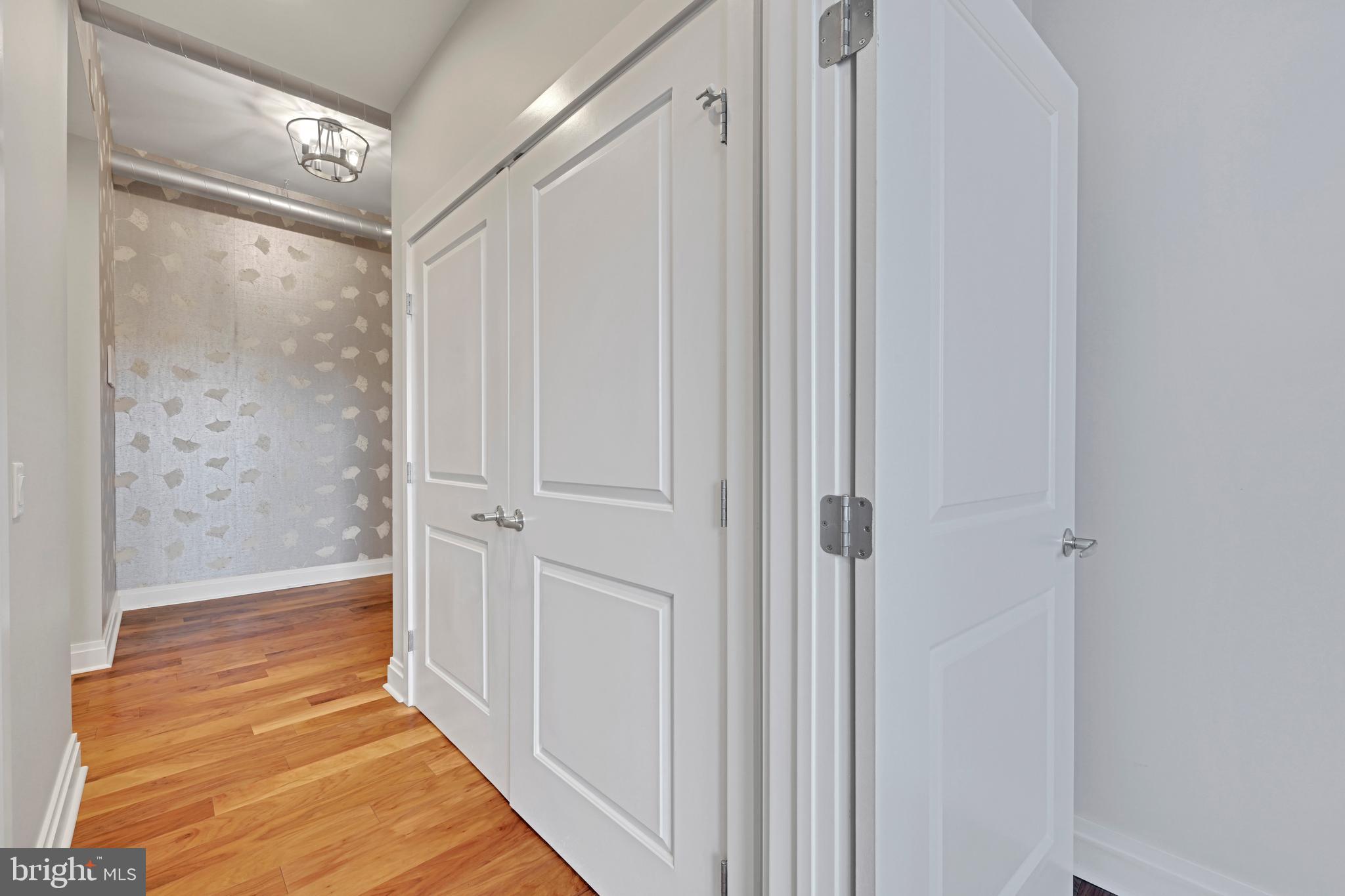 LANCASTER - Residential Lease