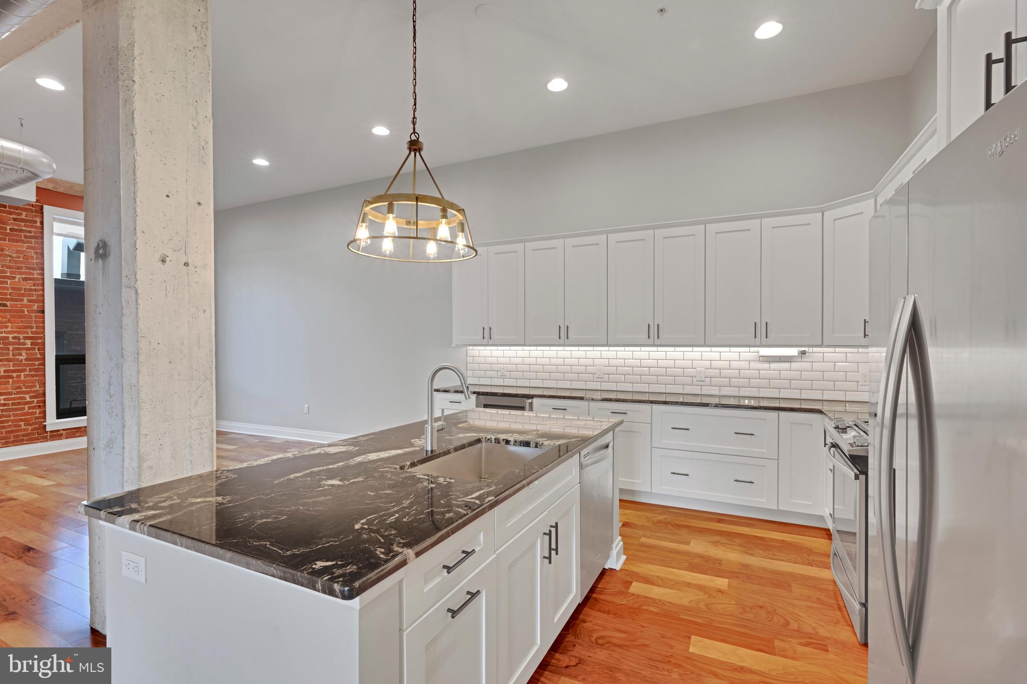 LANCASTER - Residential Lease