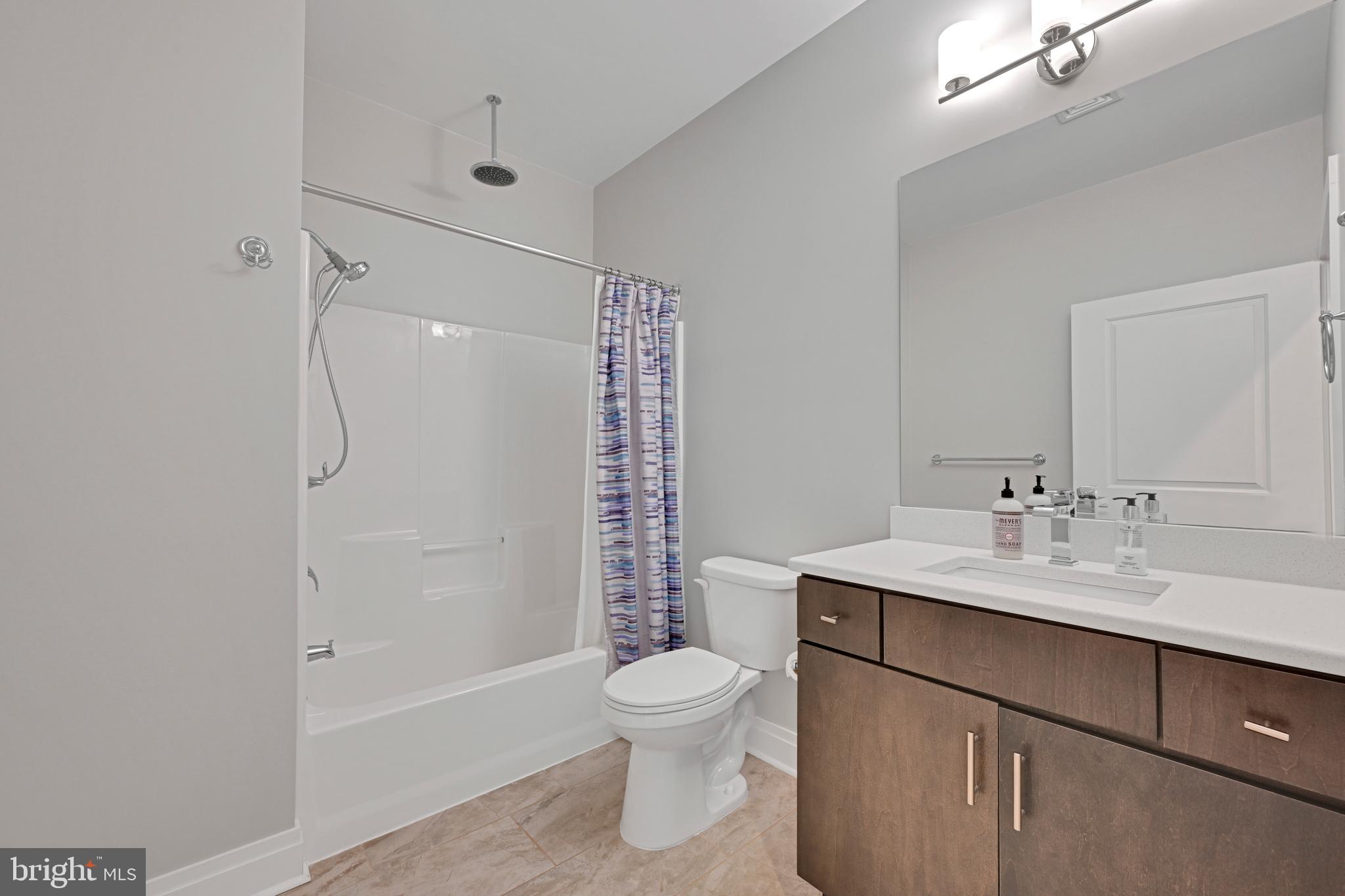 LANCASTER - Residential Lease