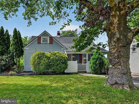 Homes For Sale - 28 W County Line Road<br/> Montgomery County, HATBORO, PA 19040