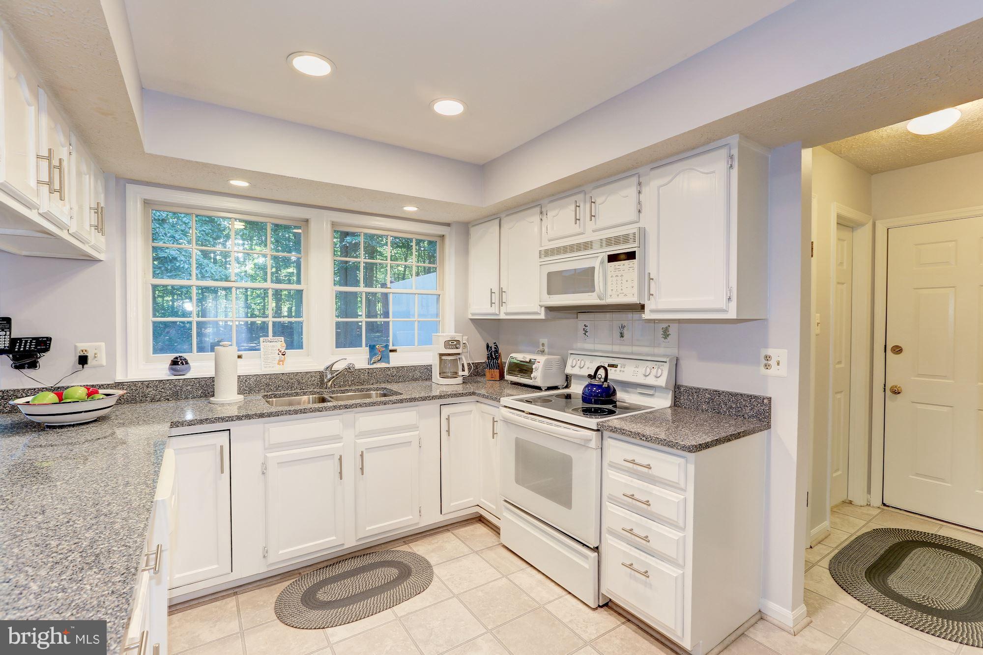 DUFIEF MILL ESTATES - Residential