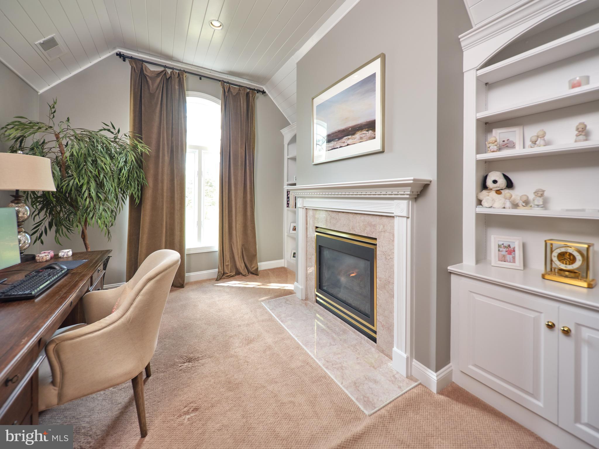 BRIARWOOD - Residential