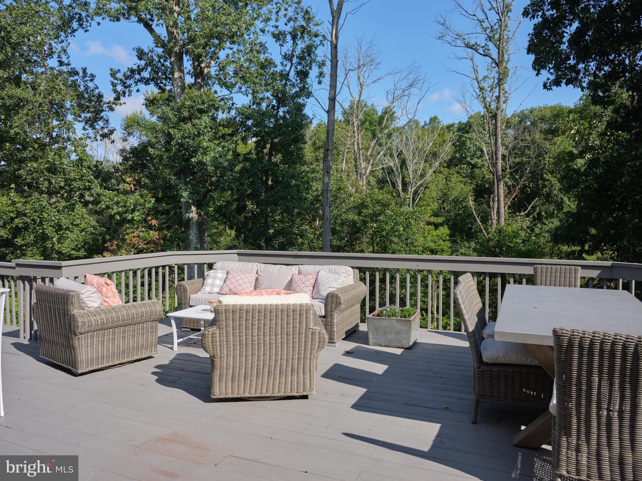 BRIARWOOD - Residential