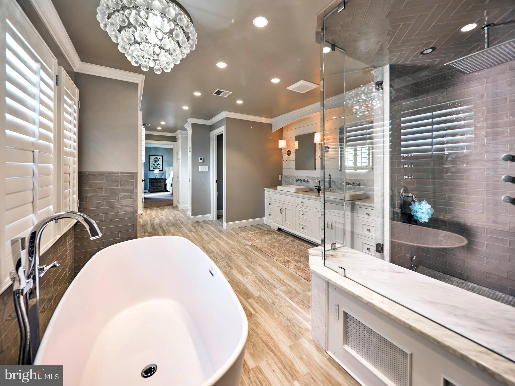 BRIARWOOD - Residential