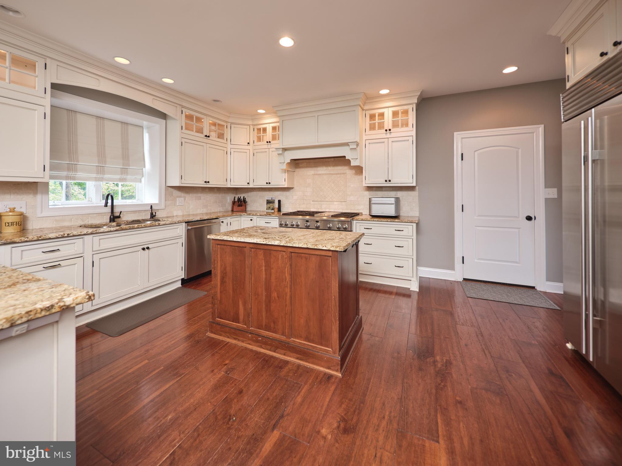 BRIARWOOD - Residential