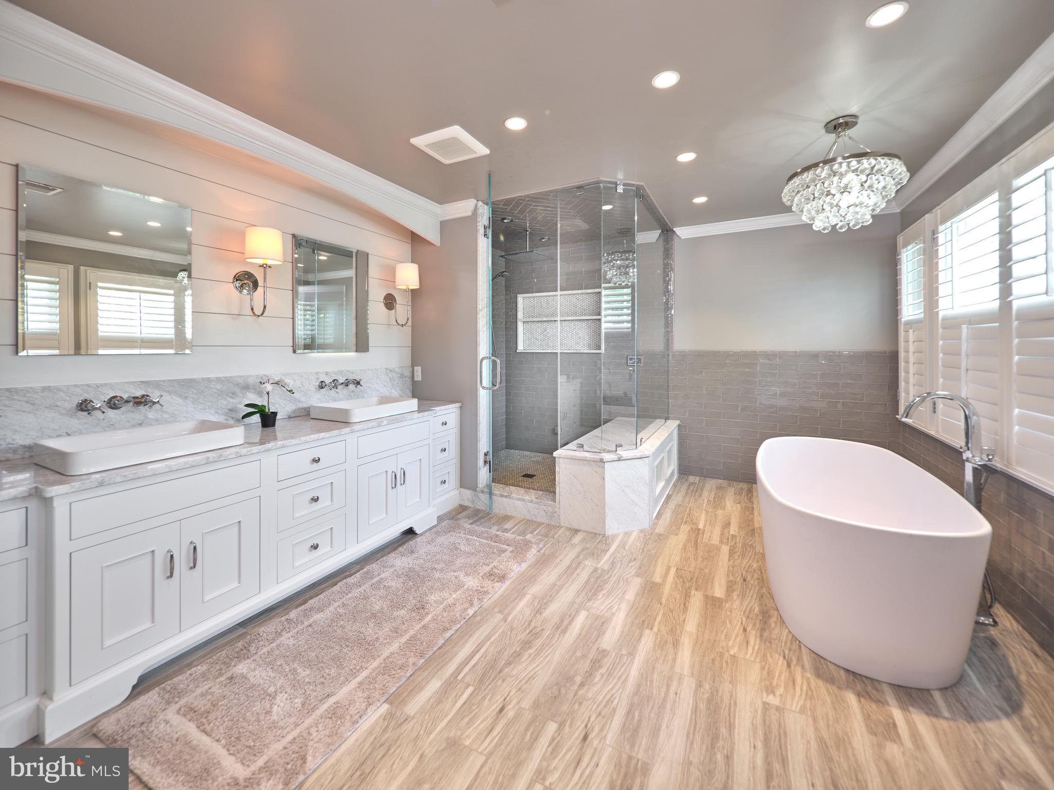 BRIARWOOD - Residential