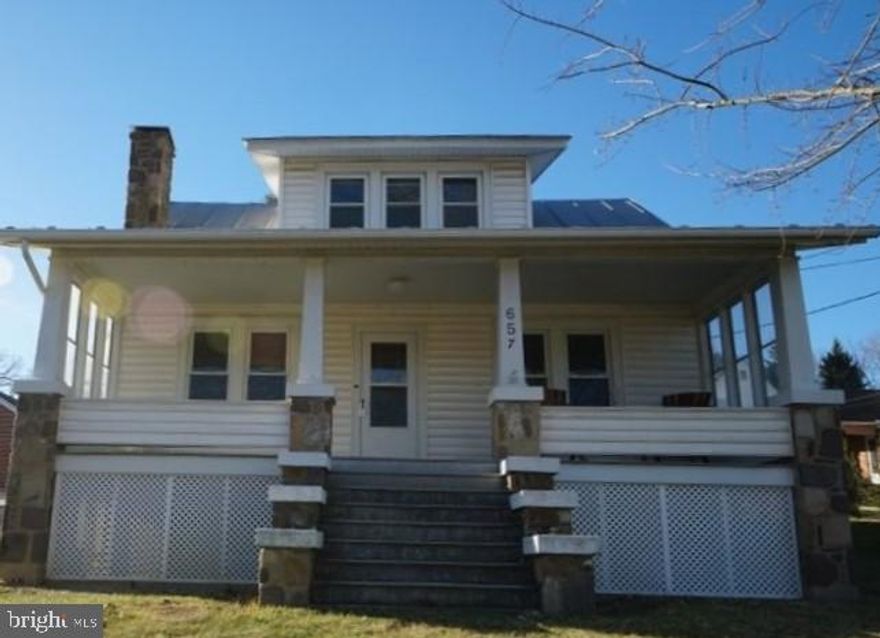 Charming 1930's era home located in Franklin.  Beautiful wood floors throughout.  French doors access the living area with a beautiful stone fireplace.  Spacious kitchen with lots of cabinetry.  Washer/Dryer hookup upstairs, as well as in the basement.  One bedroom/bathroom on main floor with 3 beds/1 bath upstairs.  Large cedar lined closets allow for lots of great storage.  Unfinished basement has 1/4 bath, storage room and oil tank room.  The detached garage has a large room overhead for storage or a nice workshop or hobby room.  Close to all town amenities.  All appliances convey, along with 6 new 5,000 btu window unit A/C's.  Newly sealed roof.  30 minutes to your West is Seneca Rocks Recreational Area.  75 minutes to Canaan Valley Resort/Timberline Mountain.  East-15 minutes to Brandywine Lake and 1 hour to Harrisonburg, VA.  Must see to appreciate!