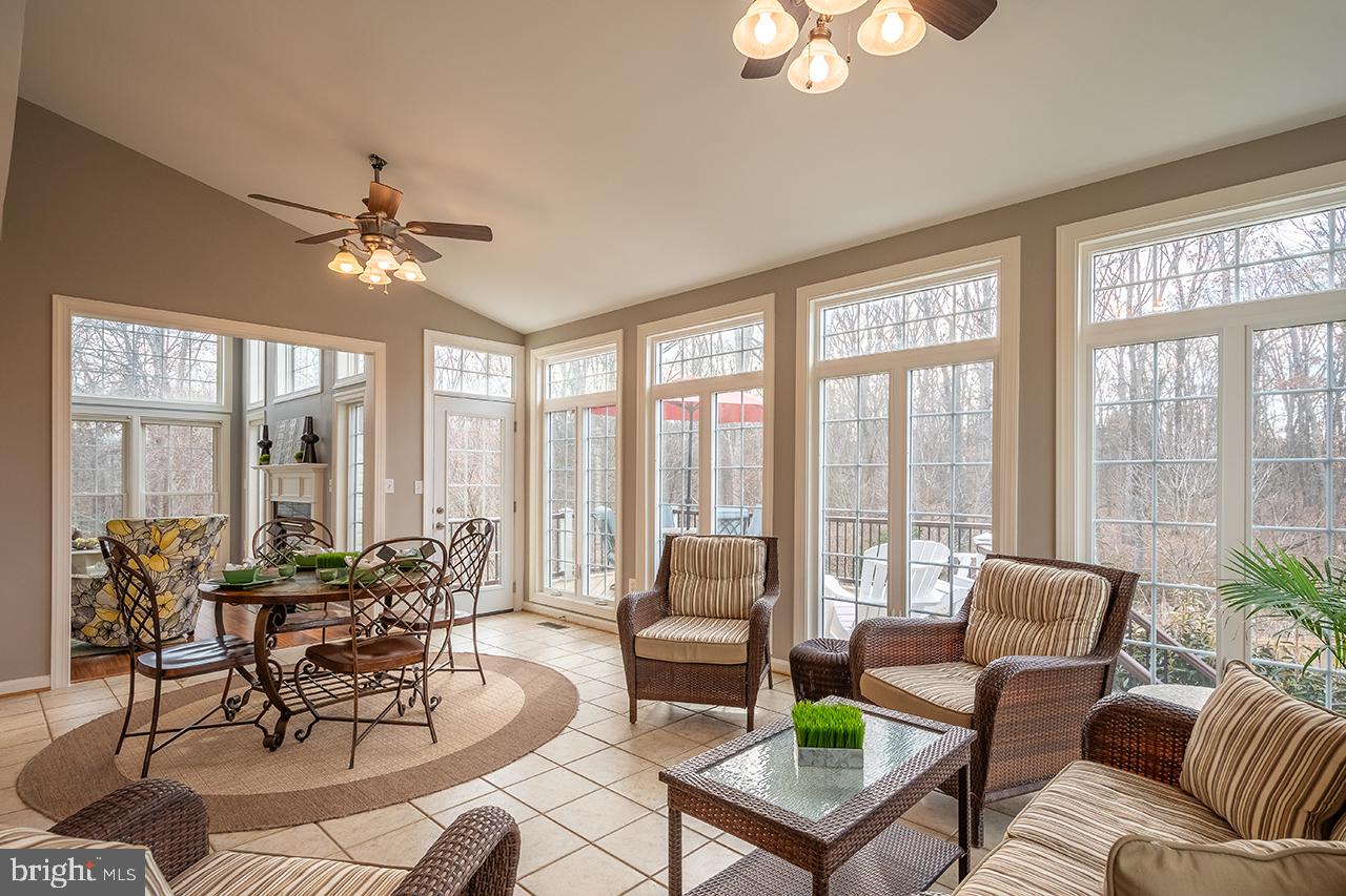 FOREST MANOR - Residential