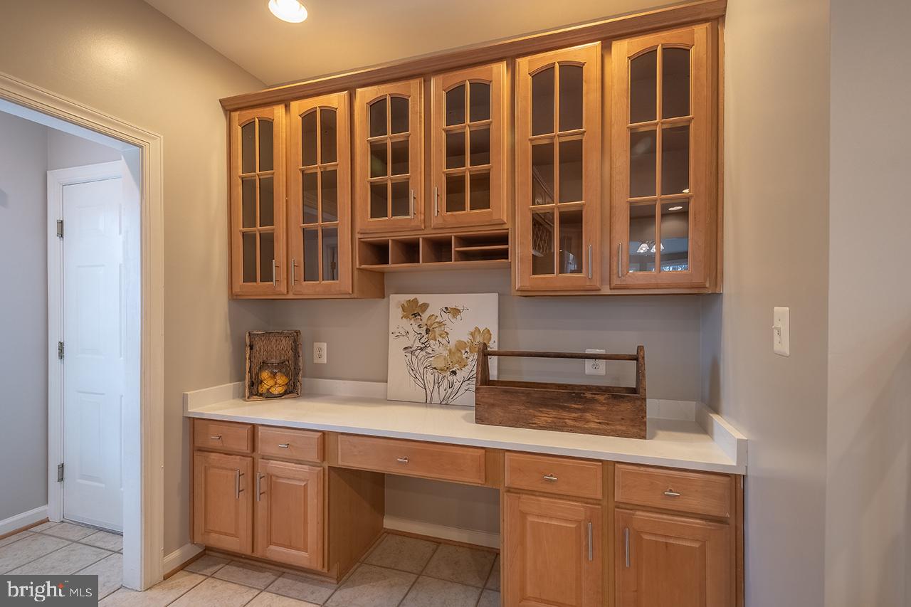 FOREST MANOR - Residential