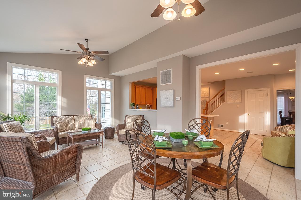 FOREST MANOR - Residential