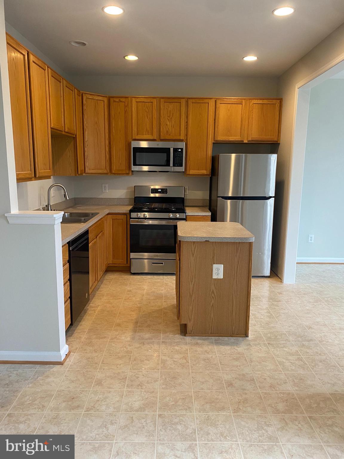 STEPHENS LANDING - Residential Lease