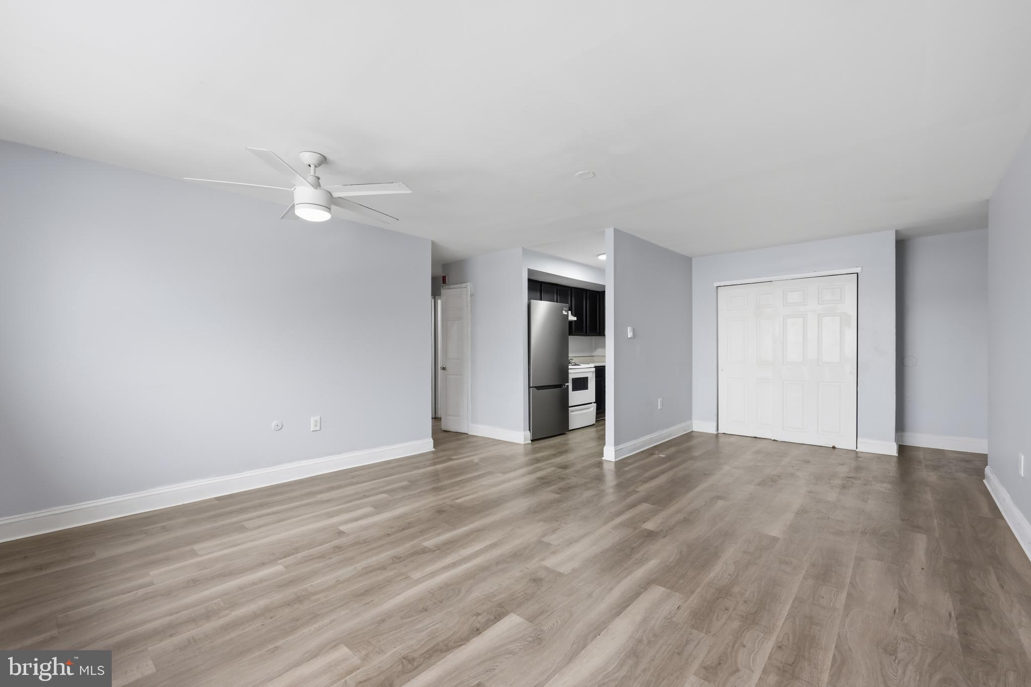 LOGAN - Commercial Sale