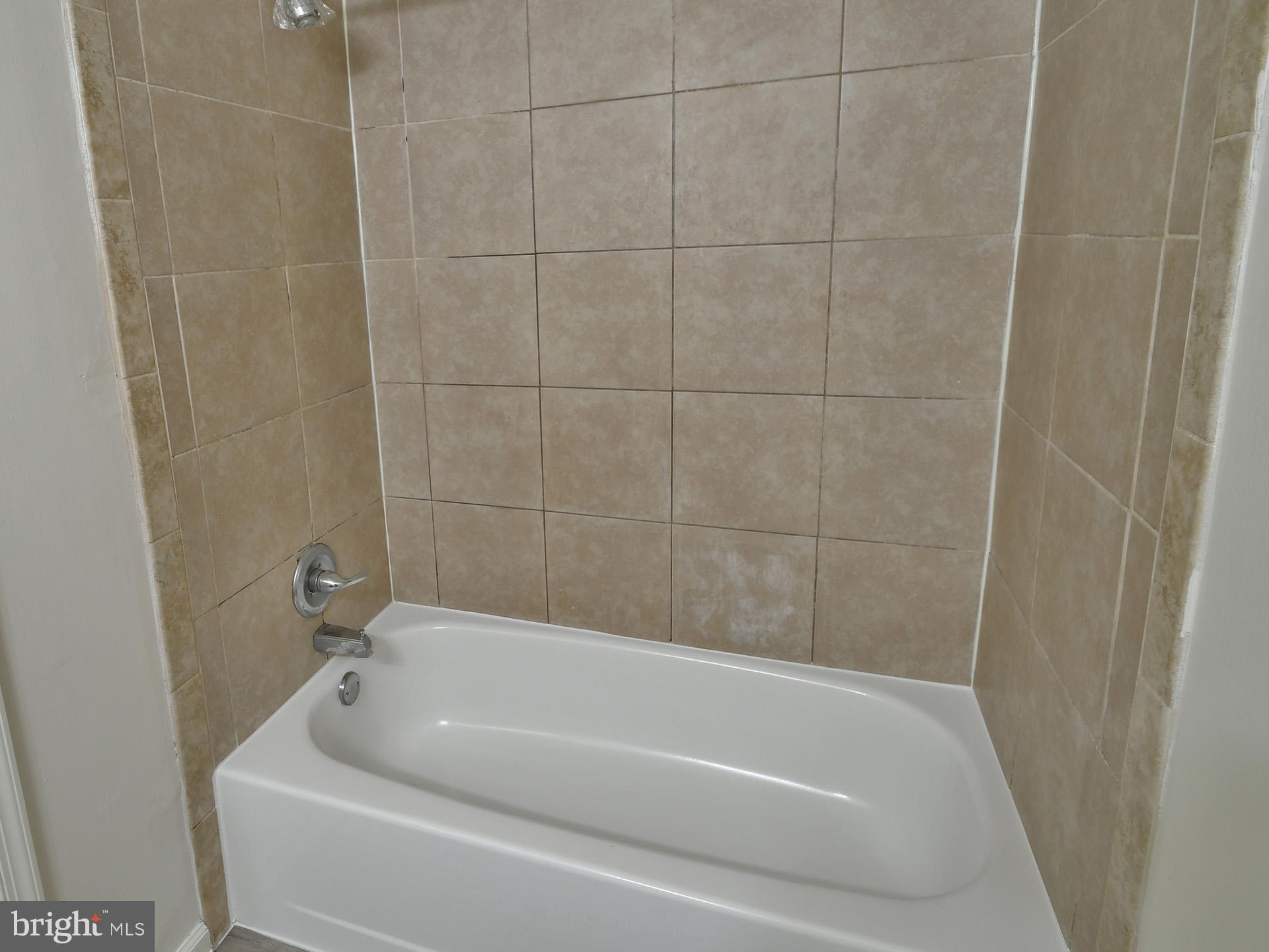 TOWNES OF GLOUCESTER - Residential