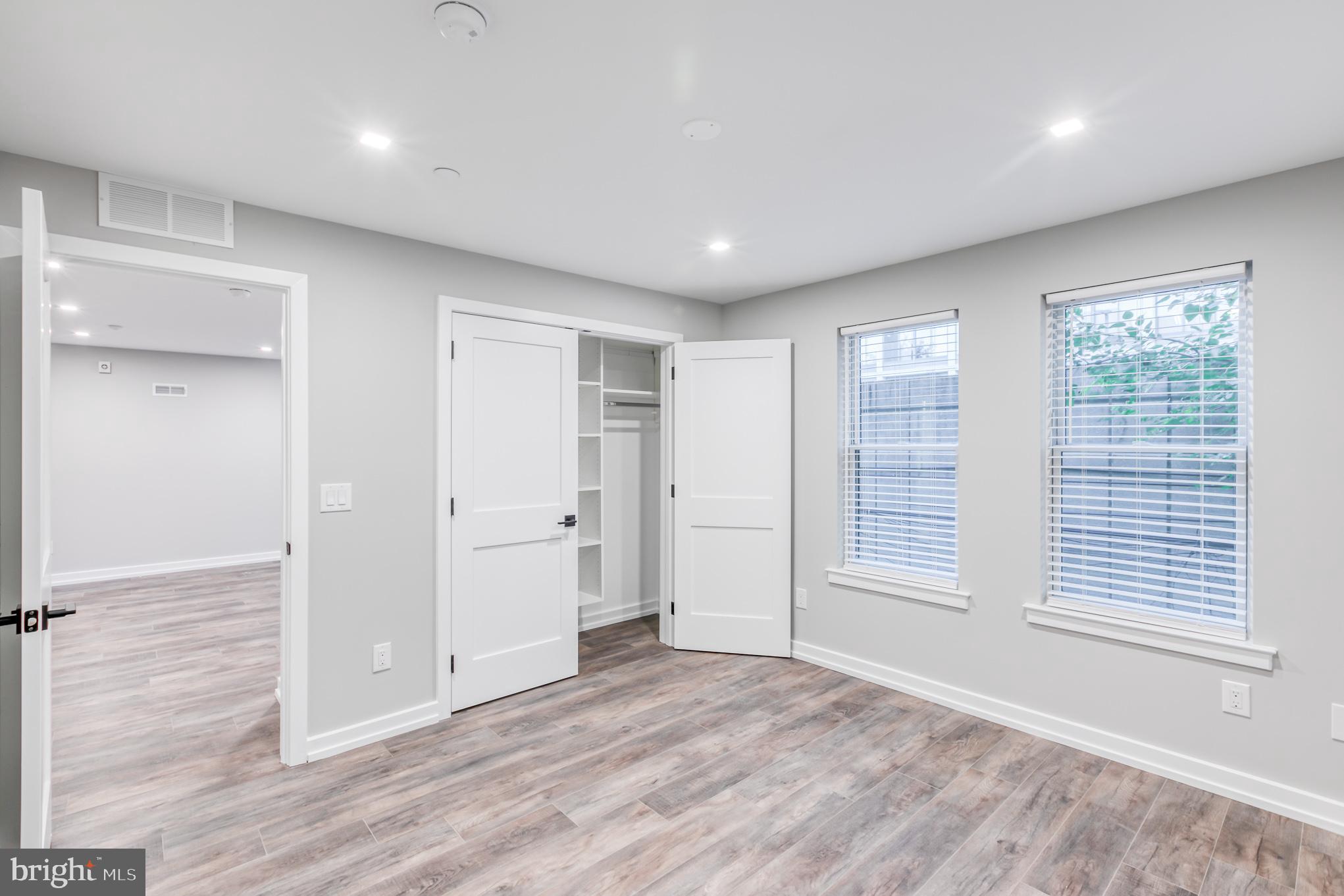 FAIRMOUNT - Residential Lease